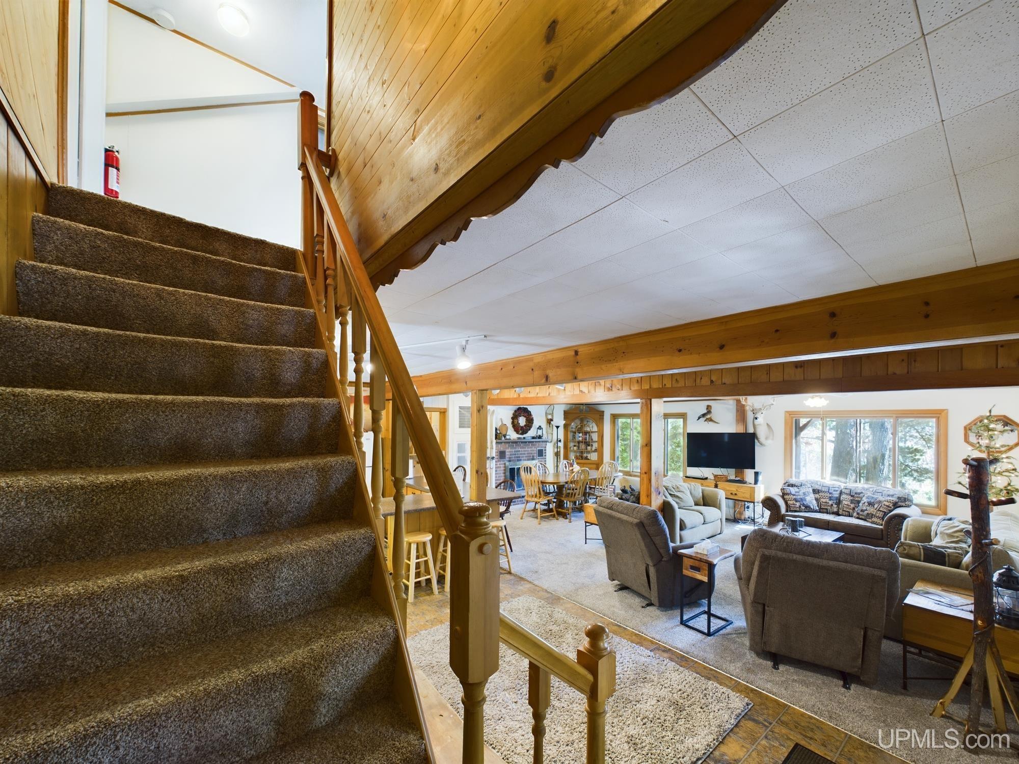 5441 Curtis Drive Property Photo 19