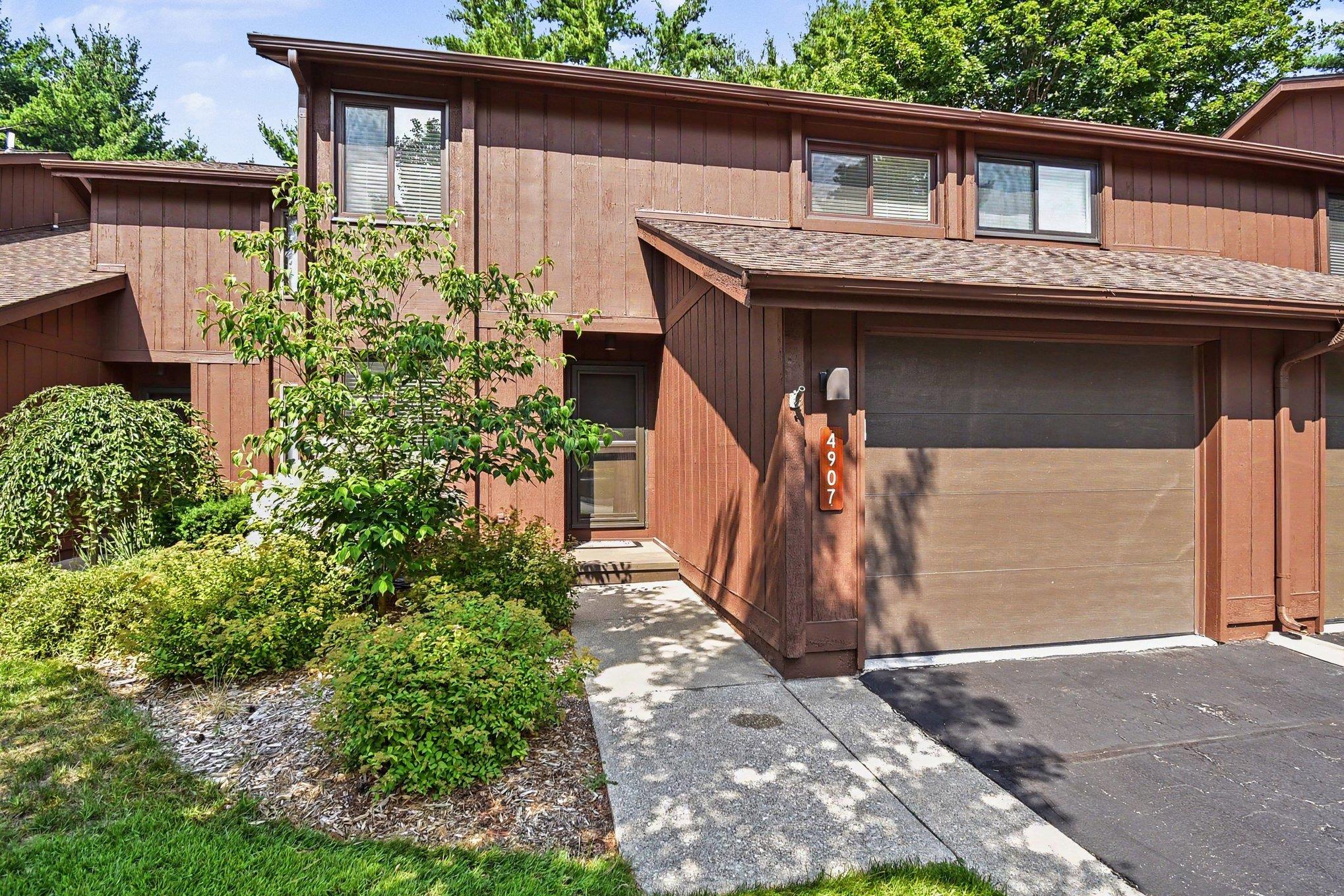 4907 Grandview Circle Property Photo 1