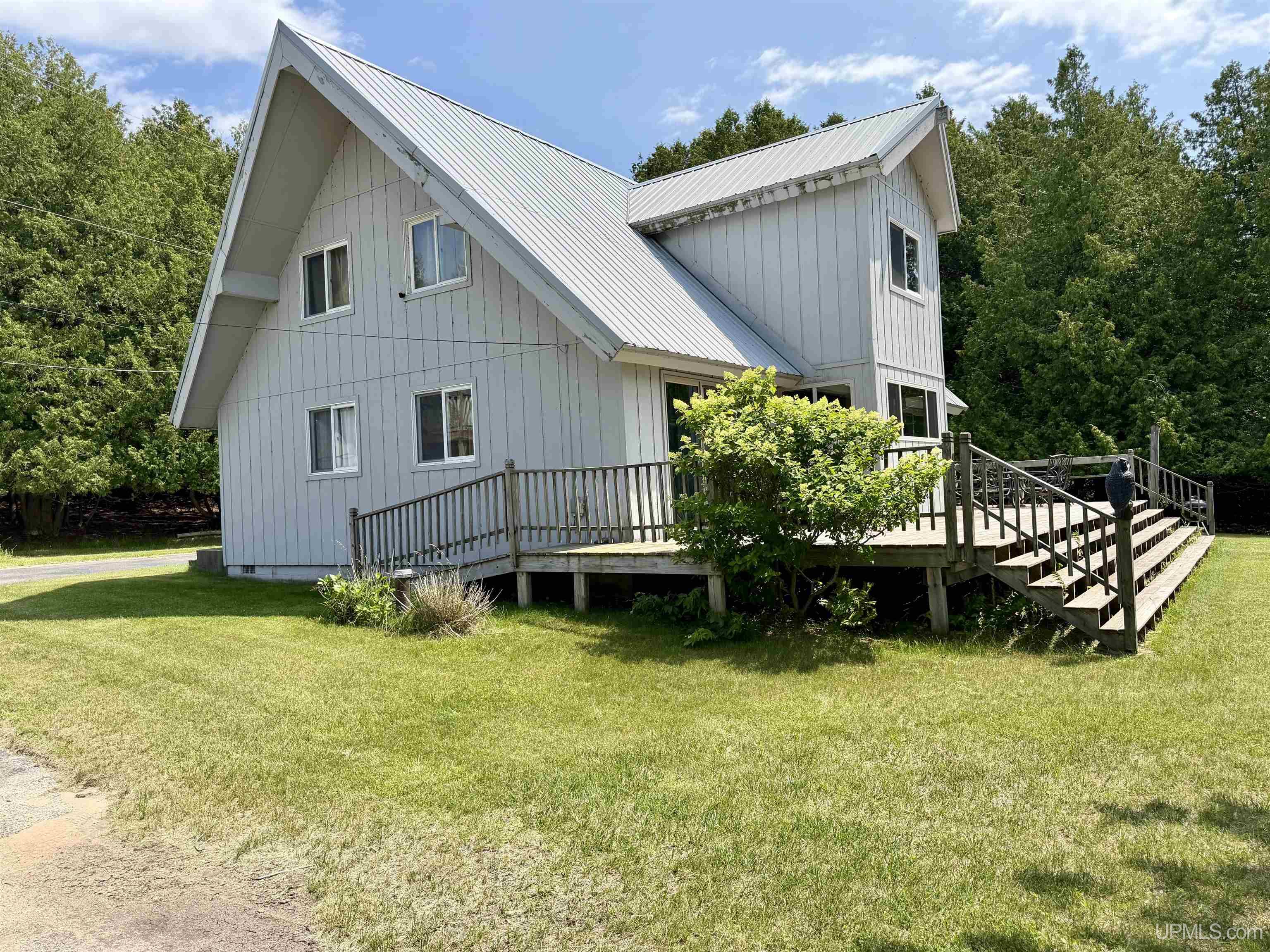 7431 00.25 Road Property Photo 11