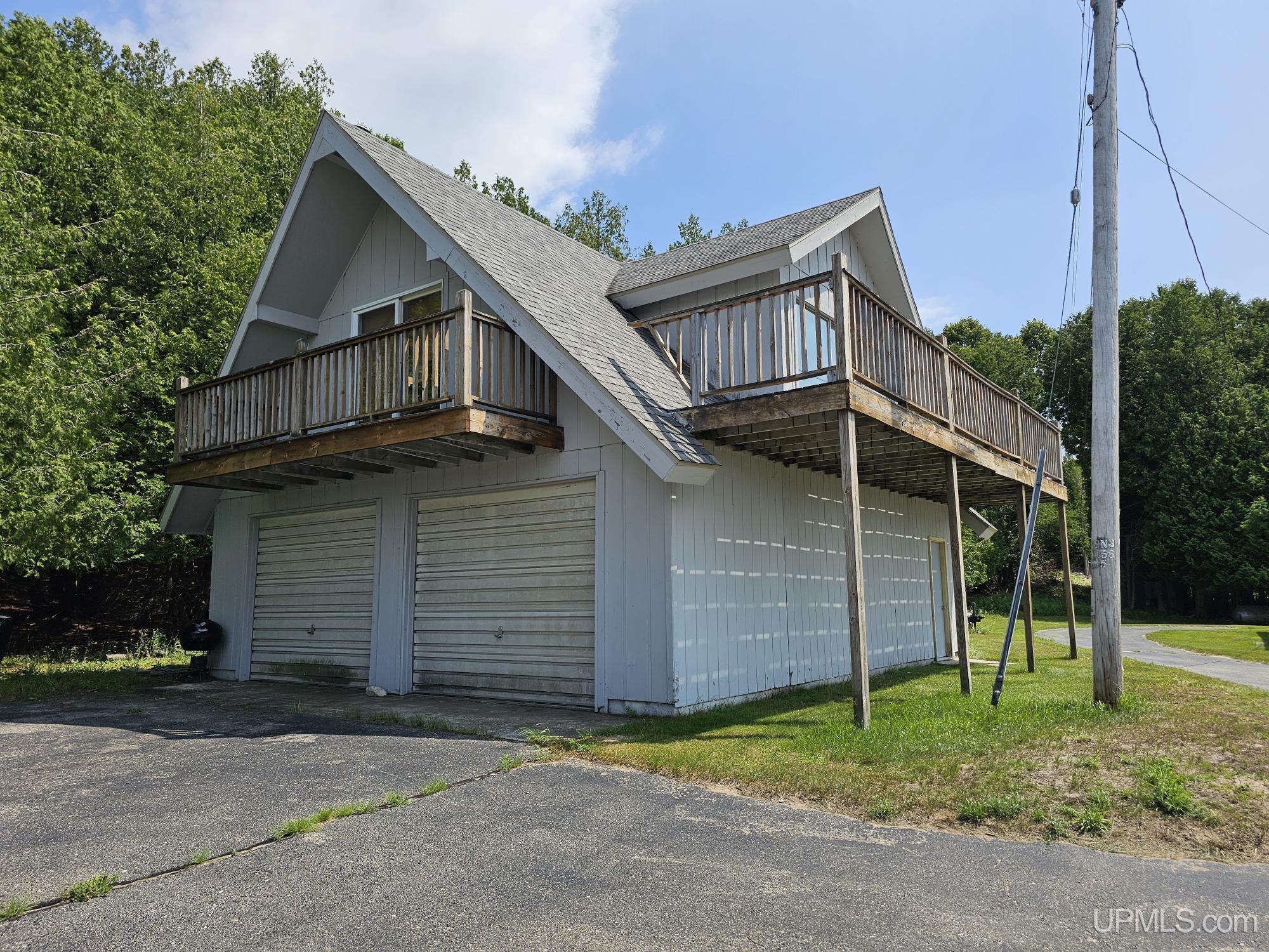 7431 00.25 Road Property Photo 35