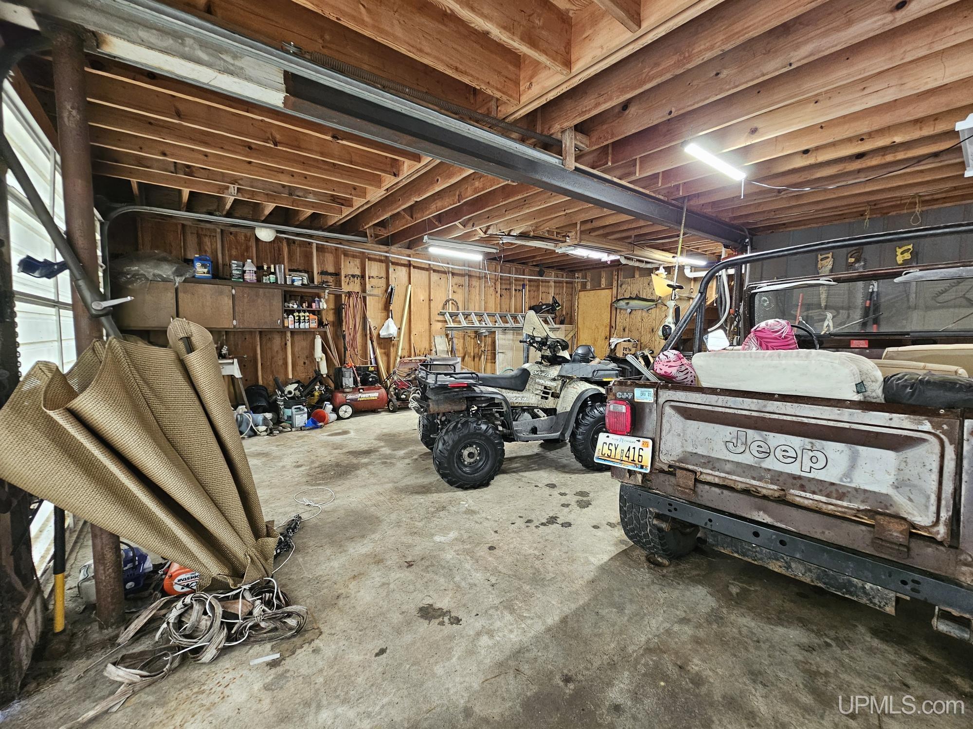 7431 00.25 Road Property Photo 41