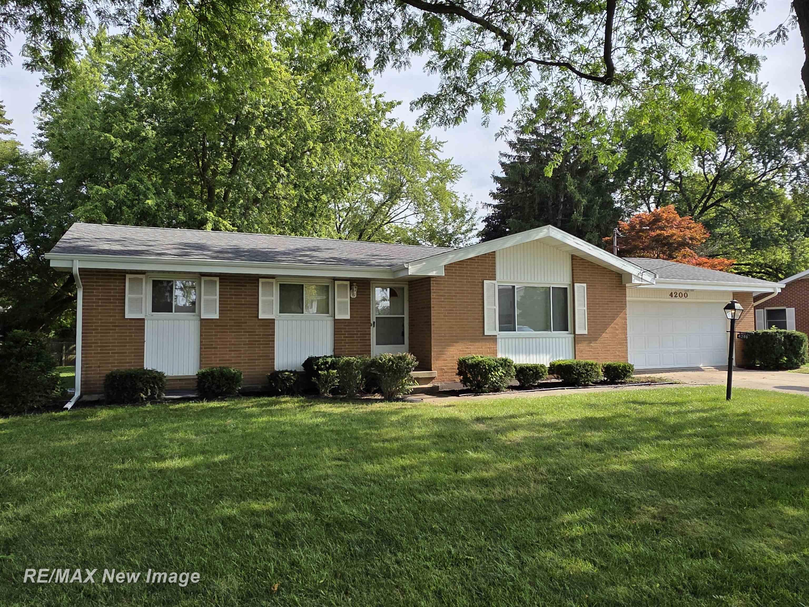 4200 S Wayside Drive