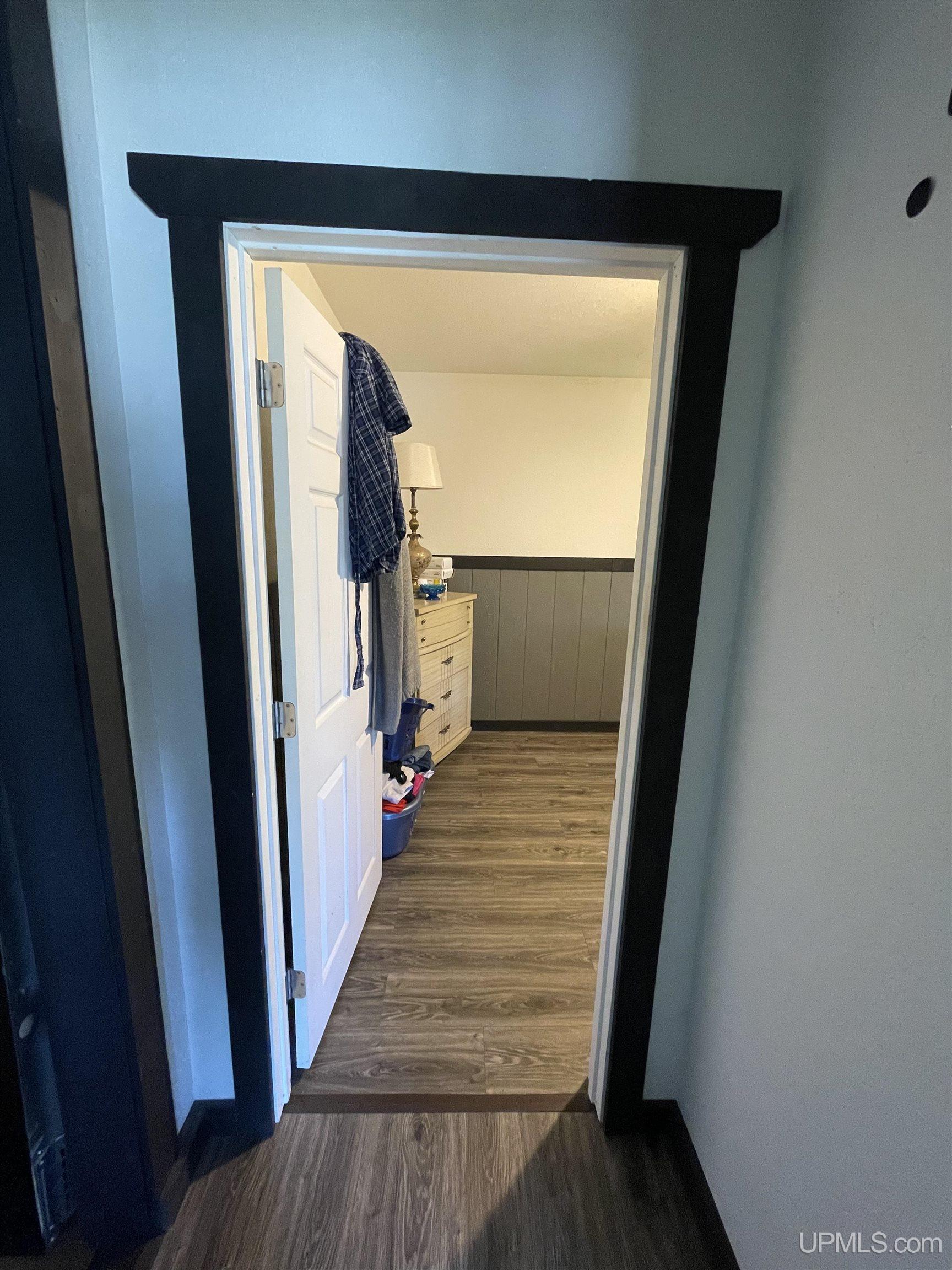 100 Carpenter Avenue Property Photo 8