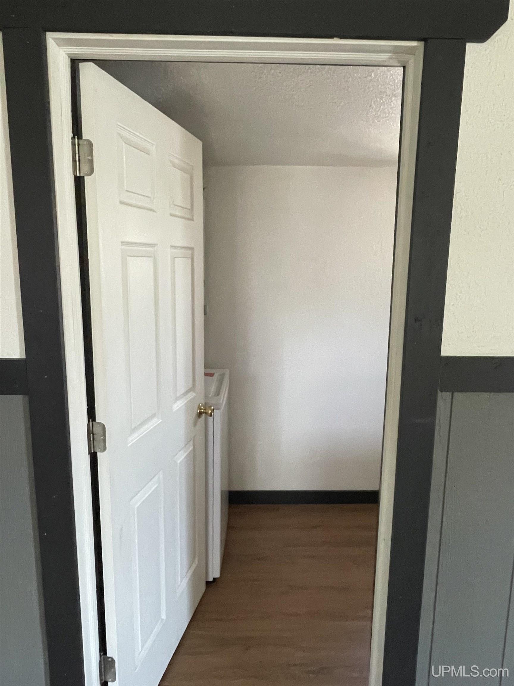 100 Carpenter Avenue Property Photo 12
