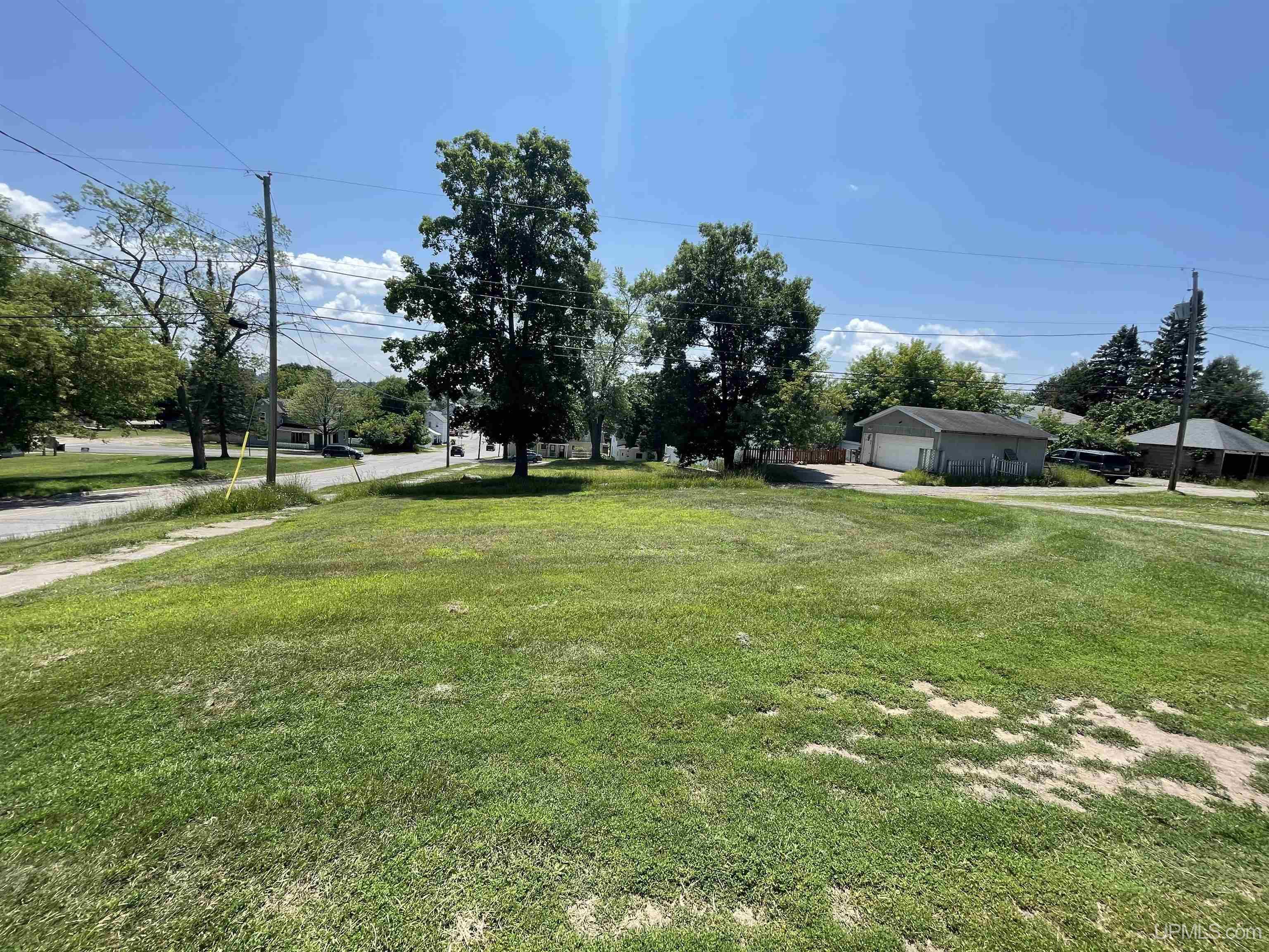 100 Carpenter Avenue Property Photo 27