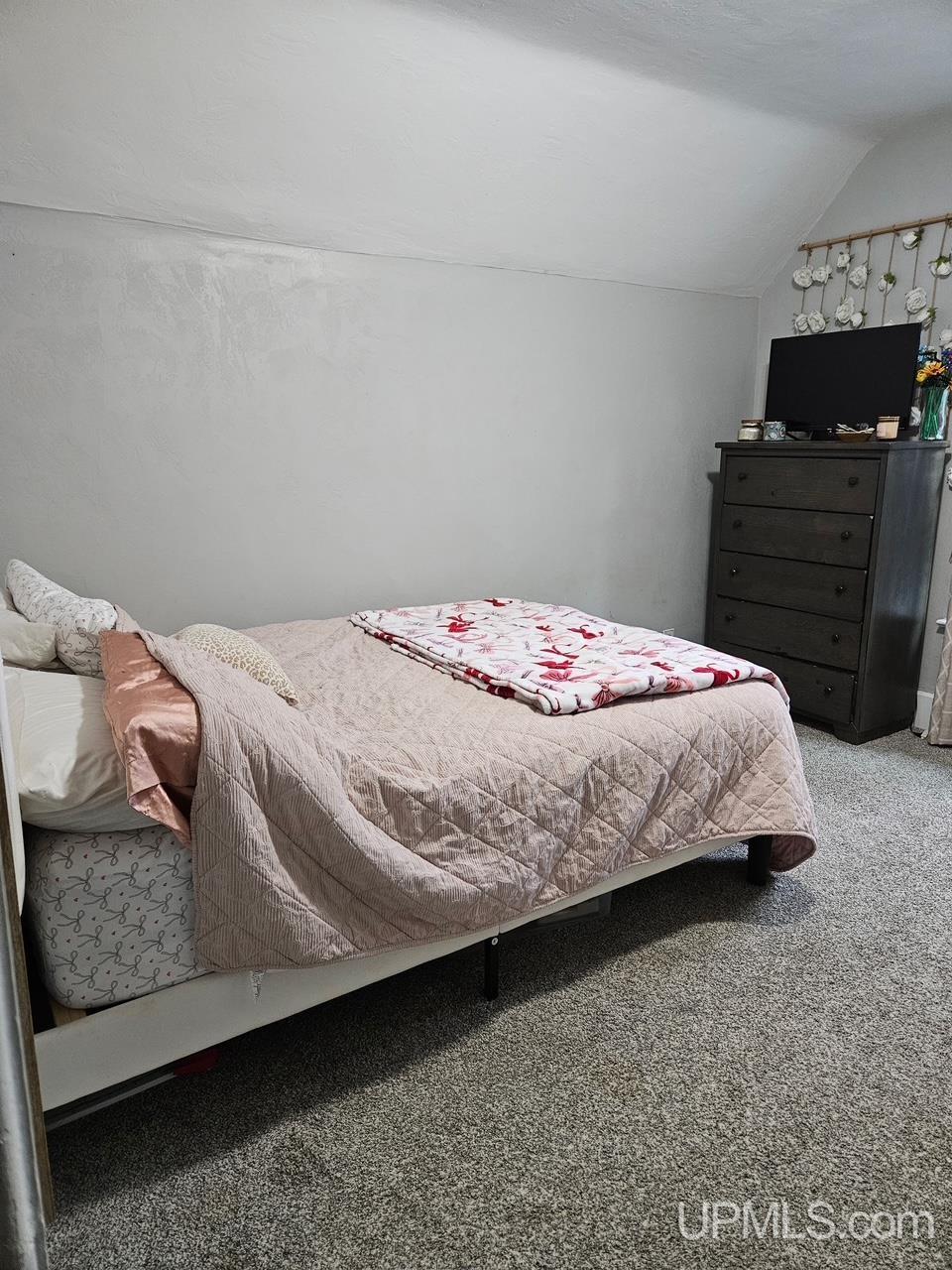 624 E B Street Property Photo 12