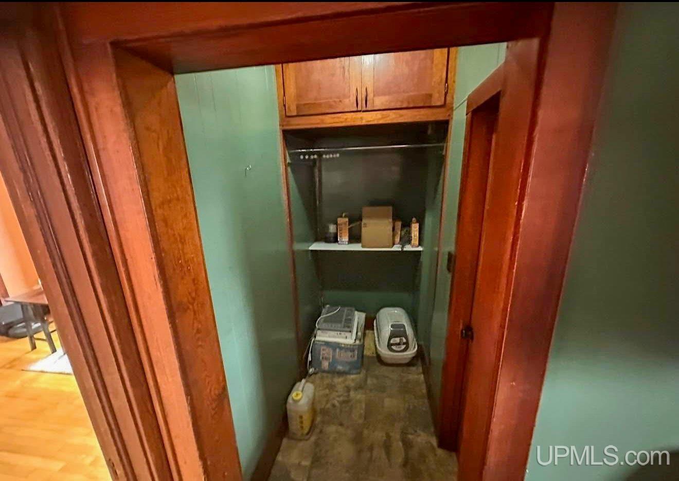 322 S 4th Street Property Photo 8