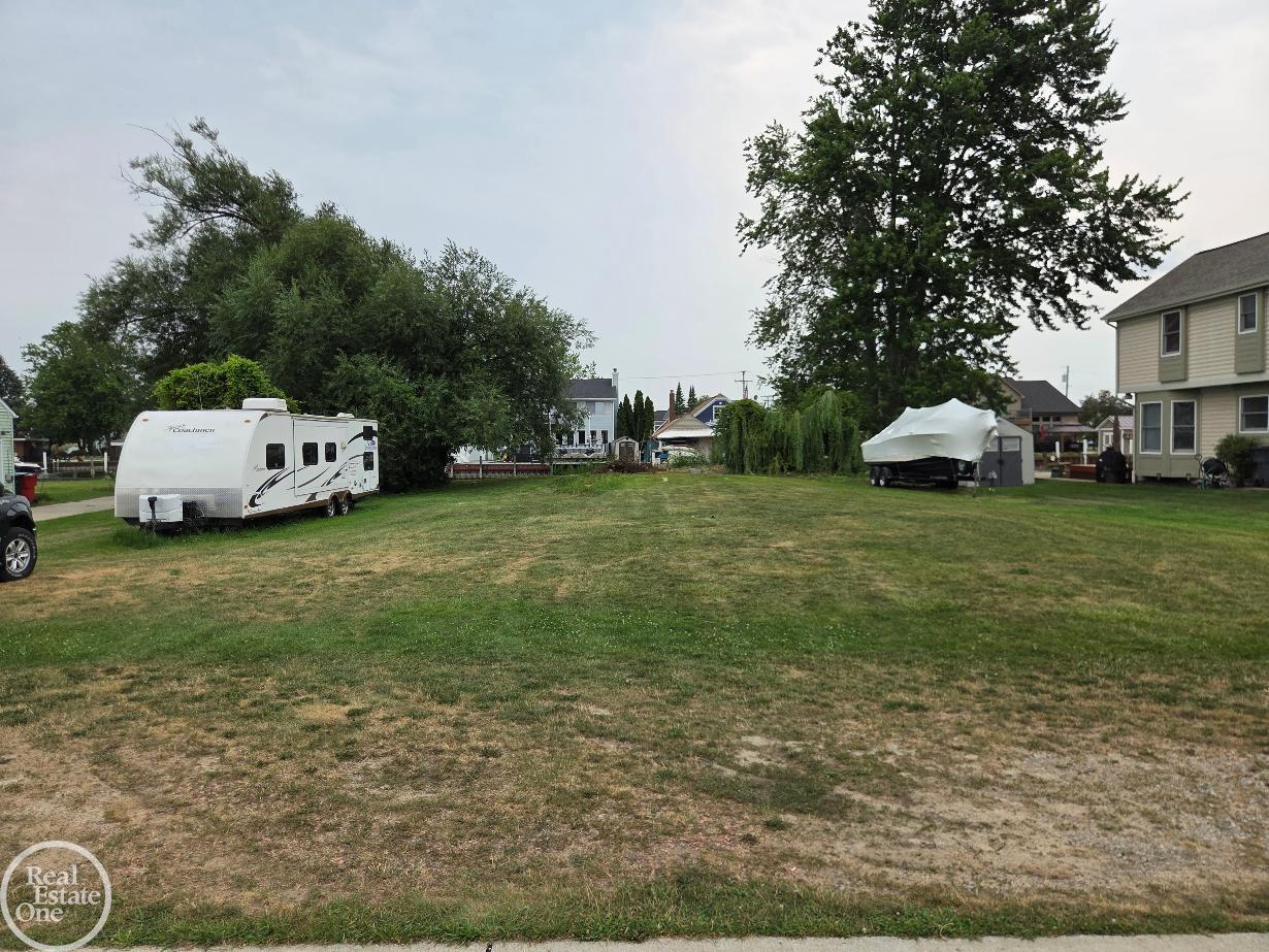 00 Lakeshore Drive Property Photo 3