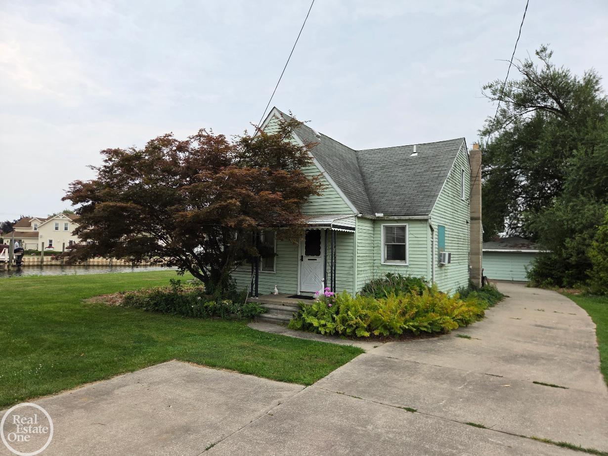 38777 Lakeshore Drive Property Photo 1