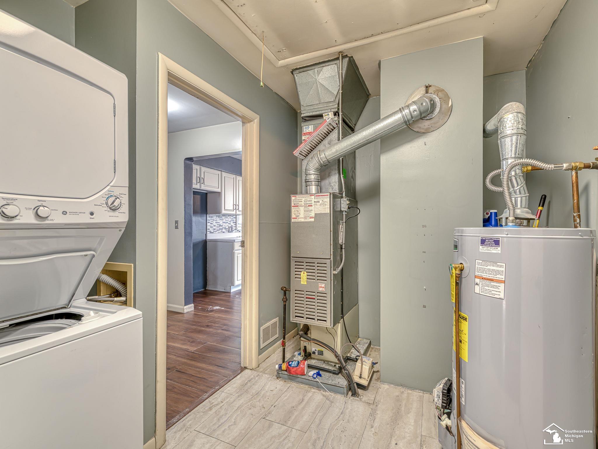 5929 Oakwood Drive Property Photo 11