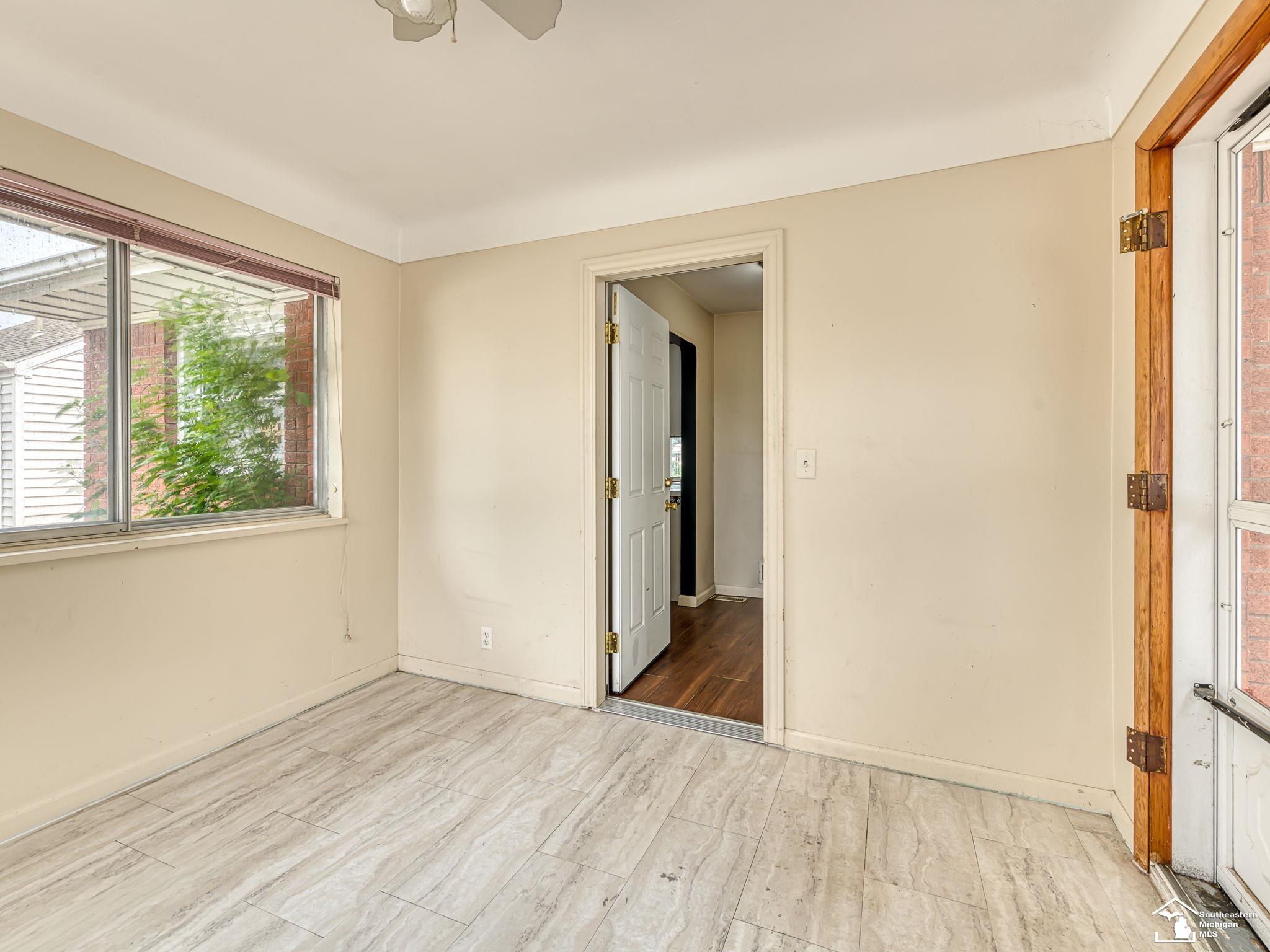 5929 Oakwood Drive Property Photo 18