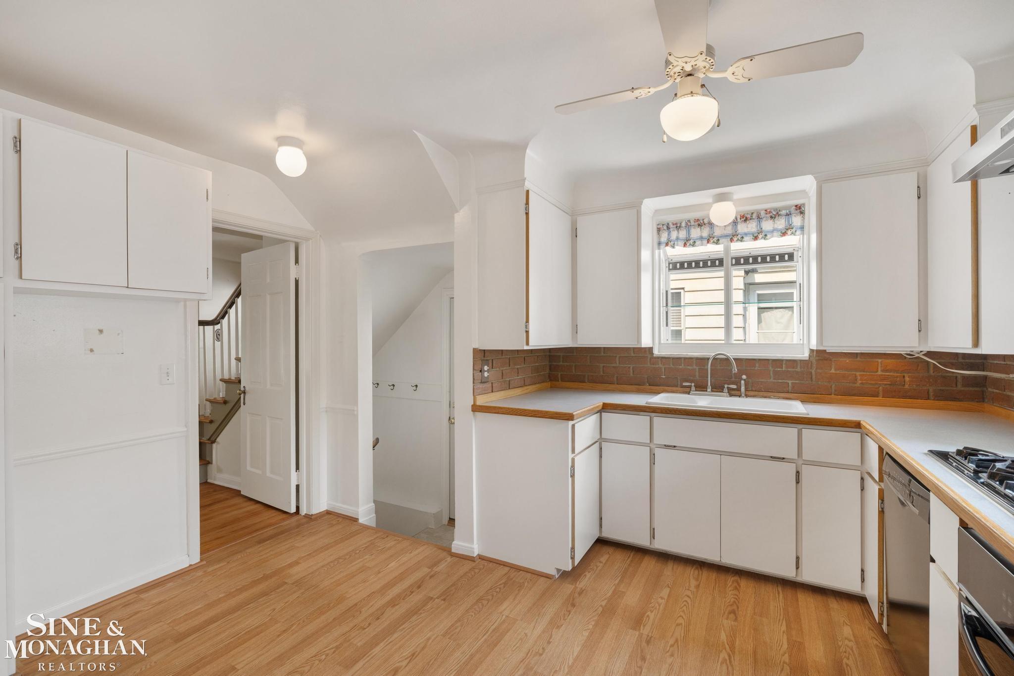 1396 Vernier Road Property Photo 12