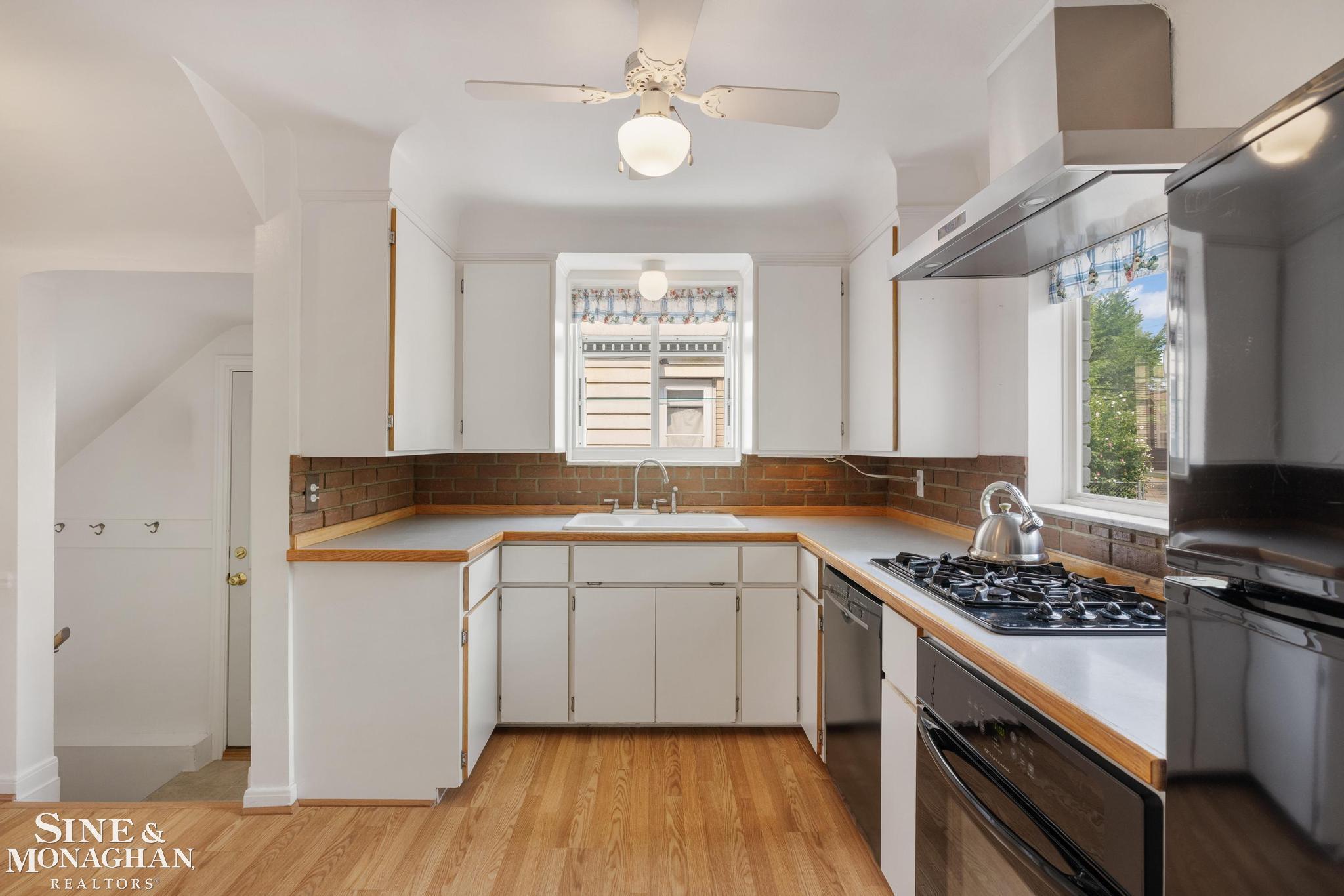 1396 Vernier Road Property Photo 13