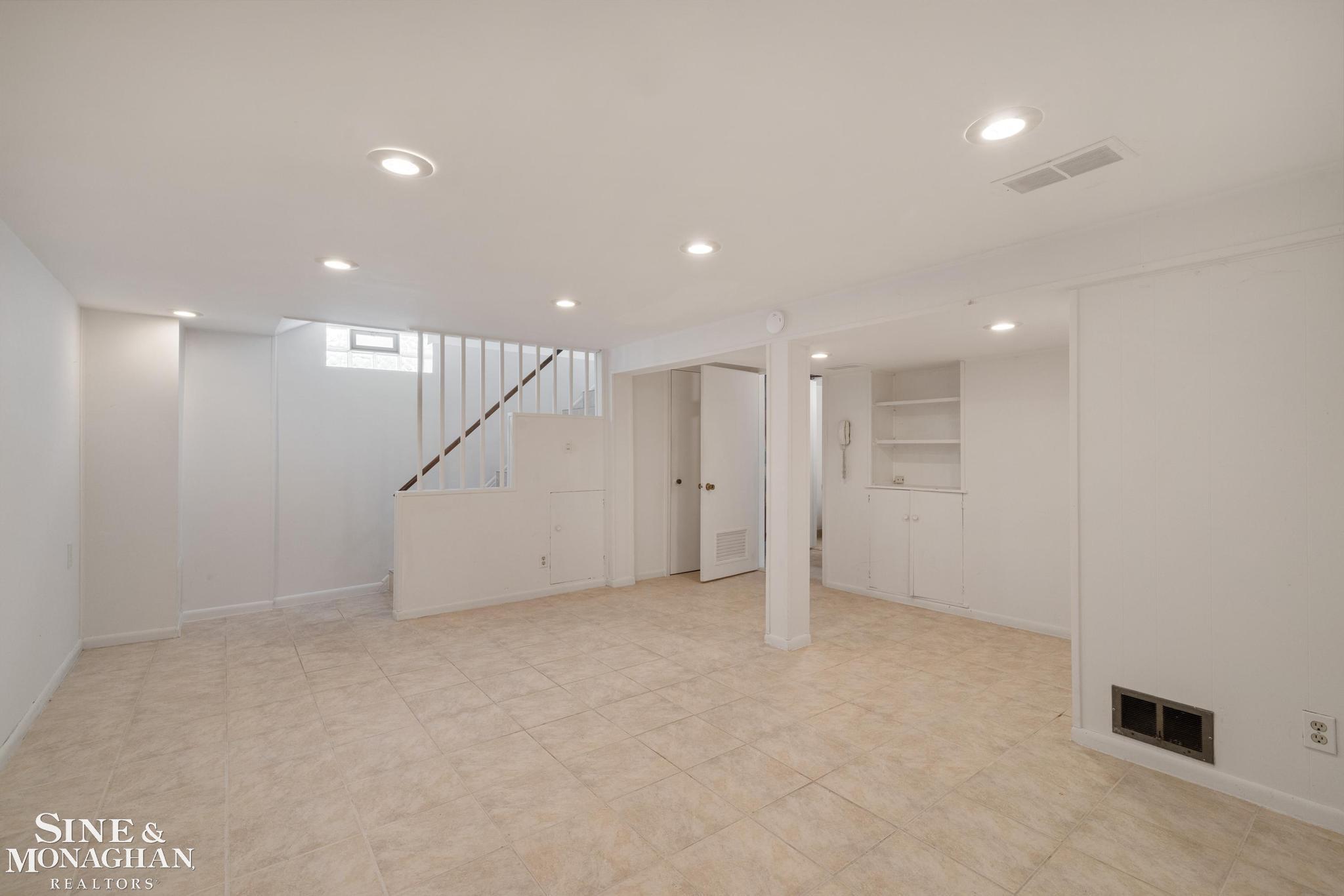 1396 Vernier Road Property Photo 29