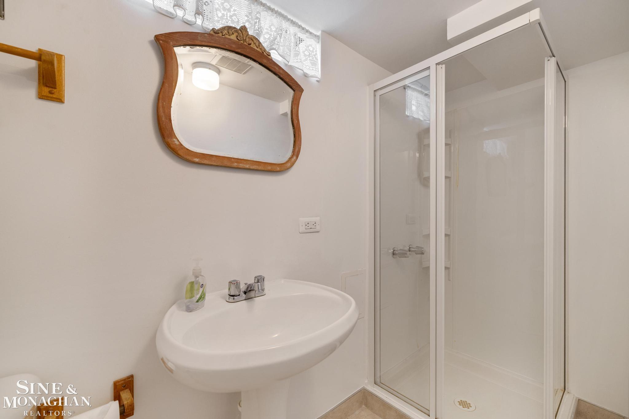 1396 Vernier Road Property Photo 30