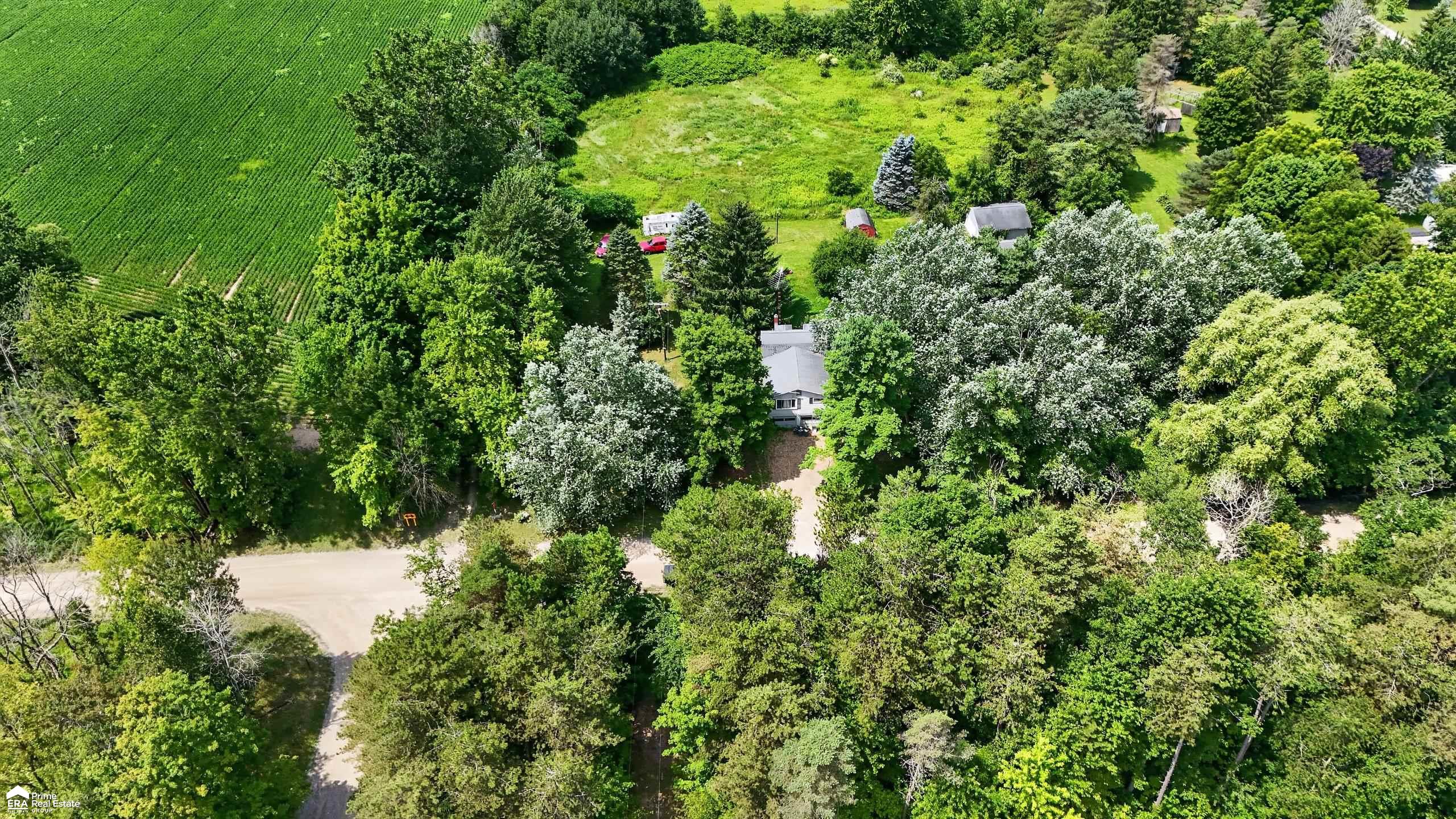5472 Cemetery Road Property Photo 2