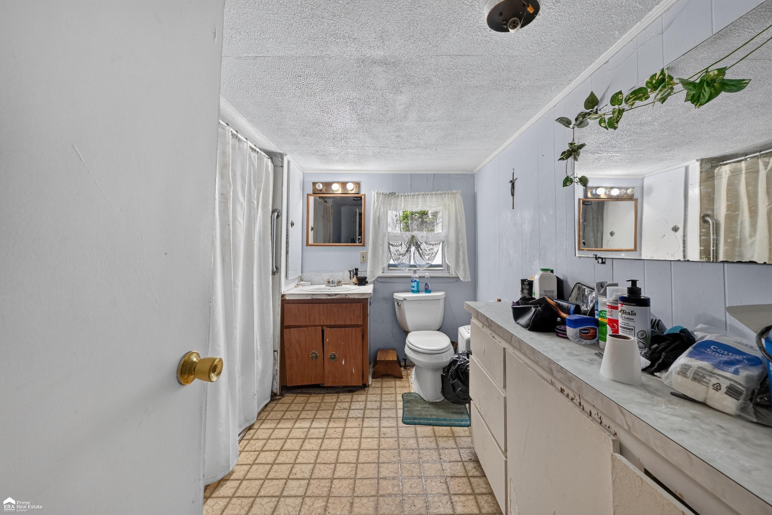 5472 Cemetery Road Property Photo 14
