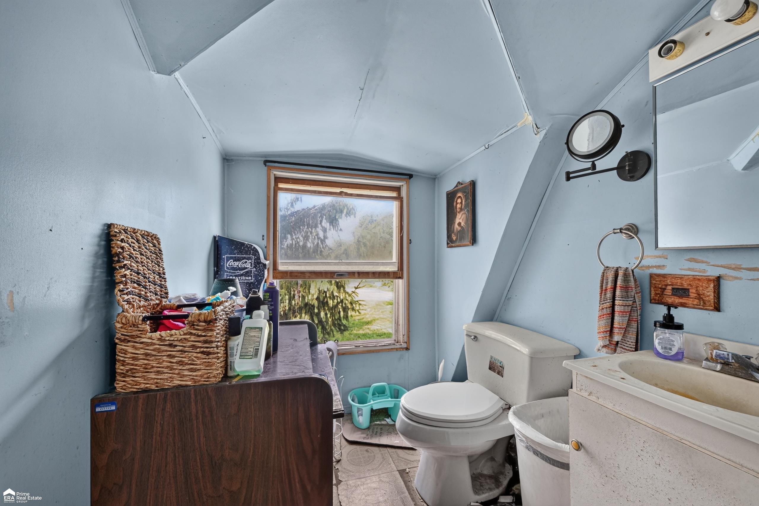 5472 Cemetery Road Property Photo 28
