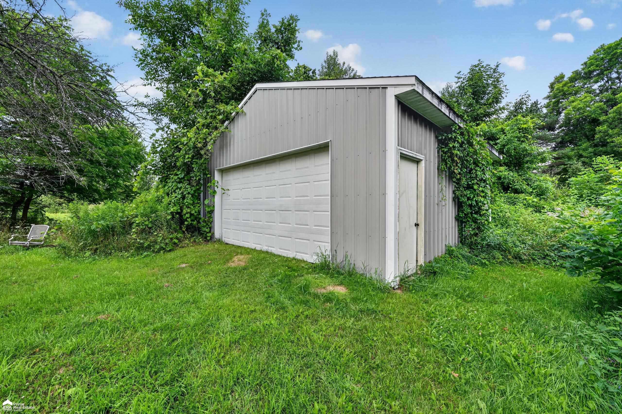 5472 Cemetery Road Property Photo 31