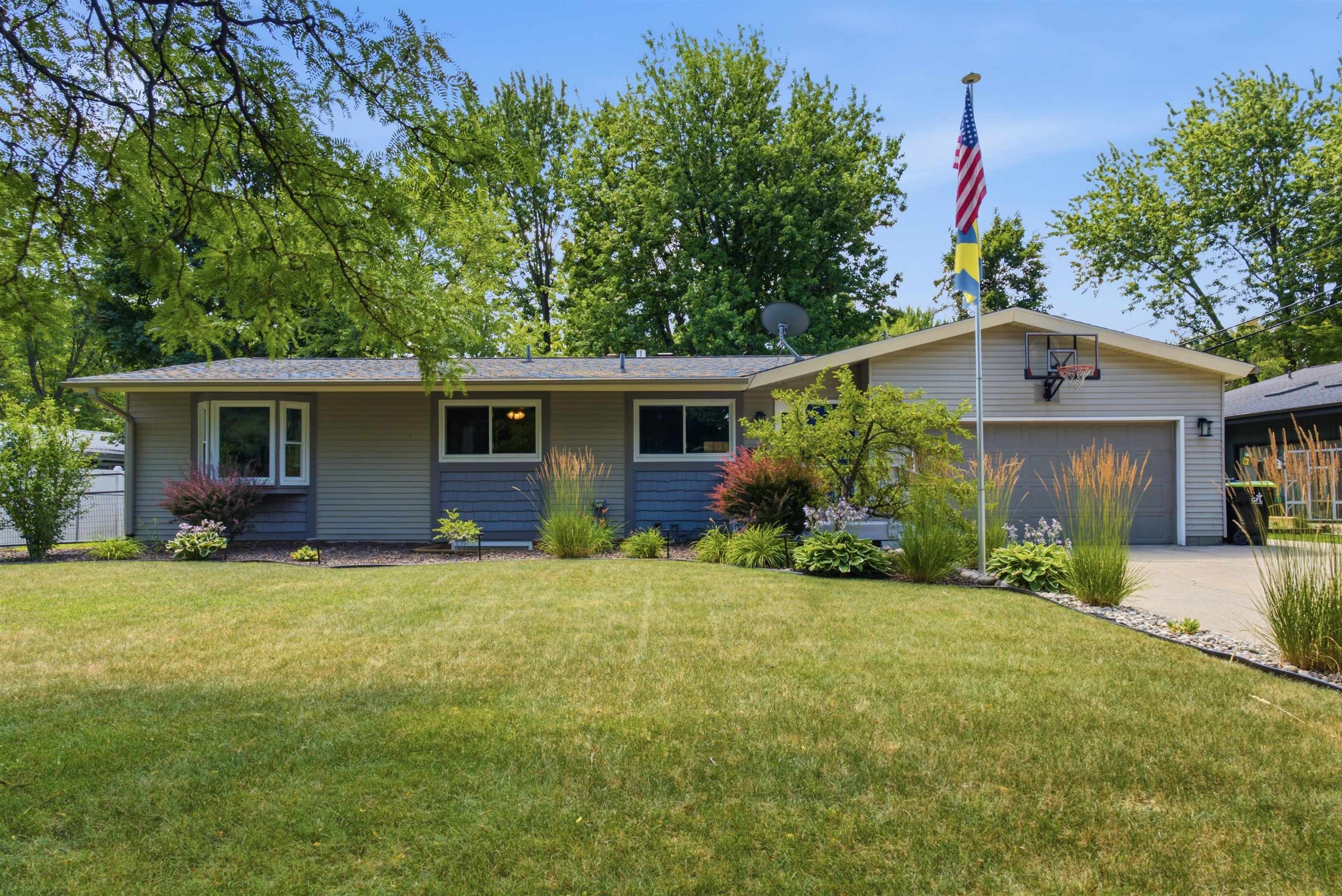 2208 Brookfield Drive