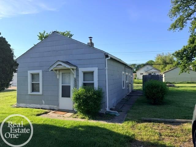 20735 Webster Street Property Photo 1