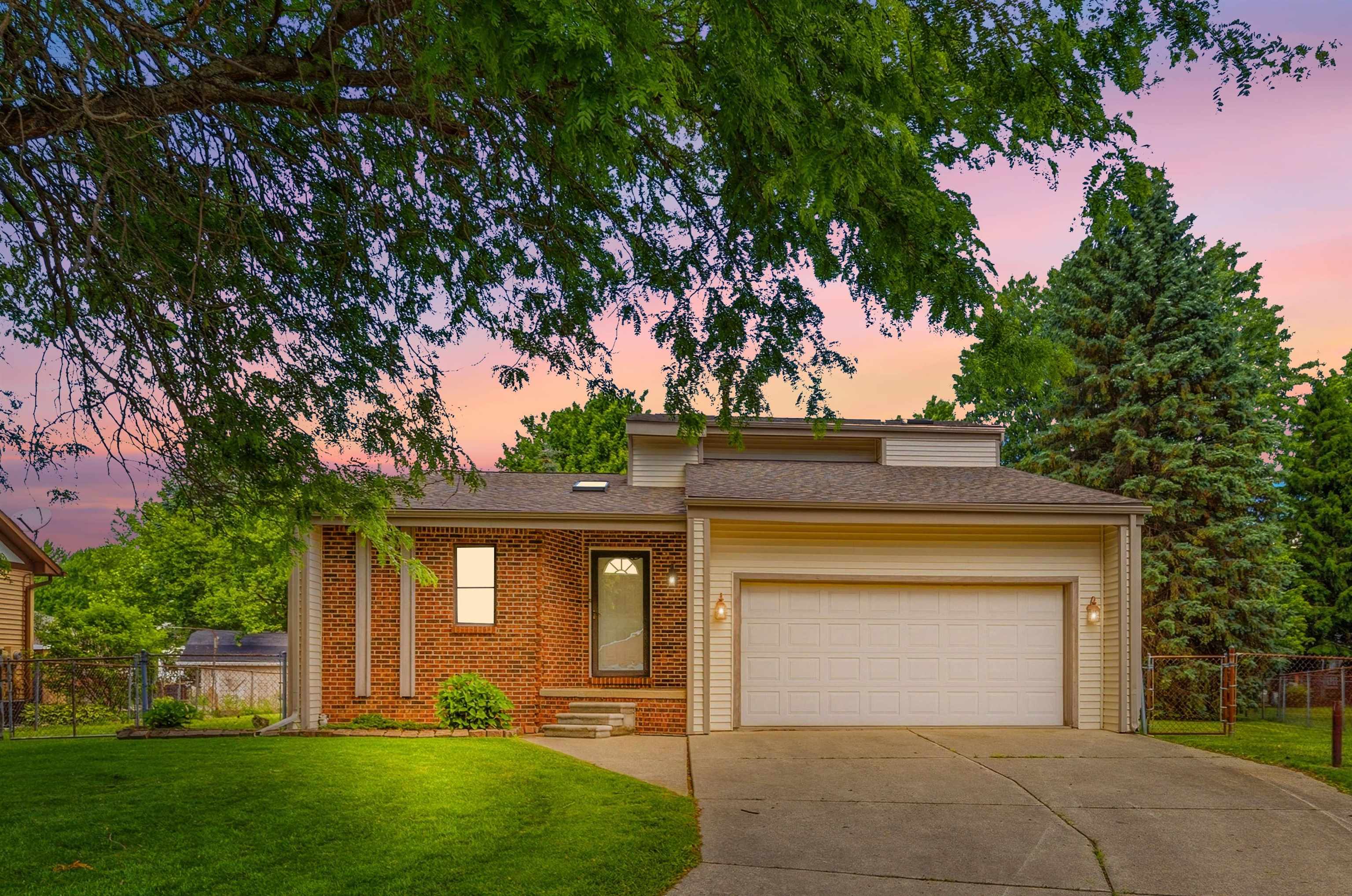 514 Rochelle Court