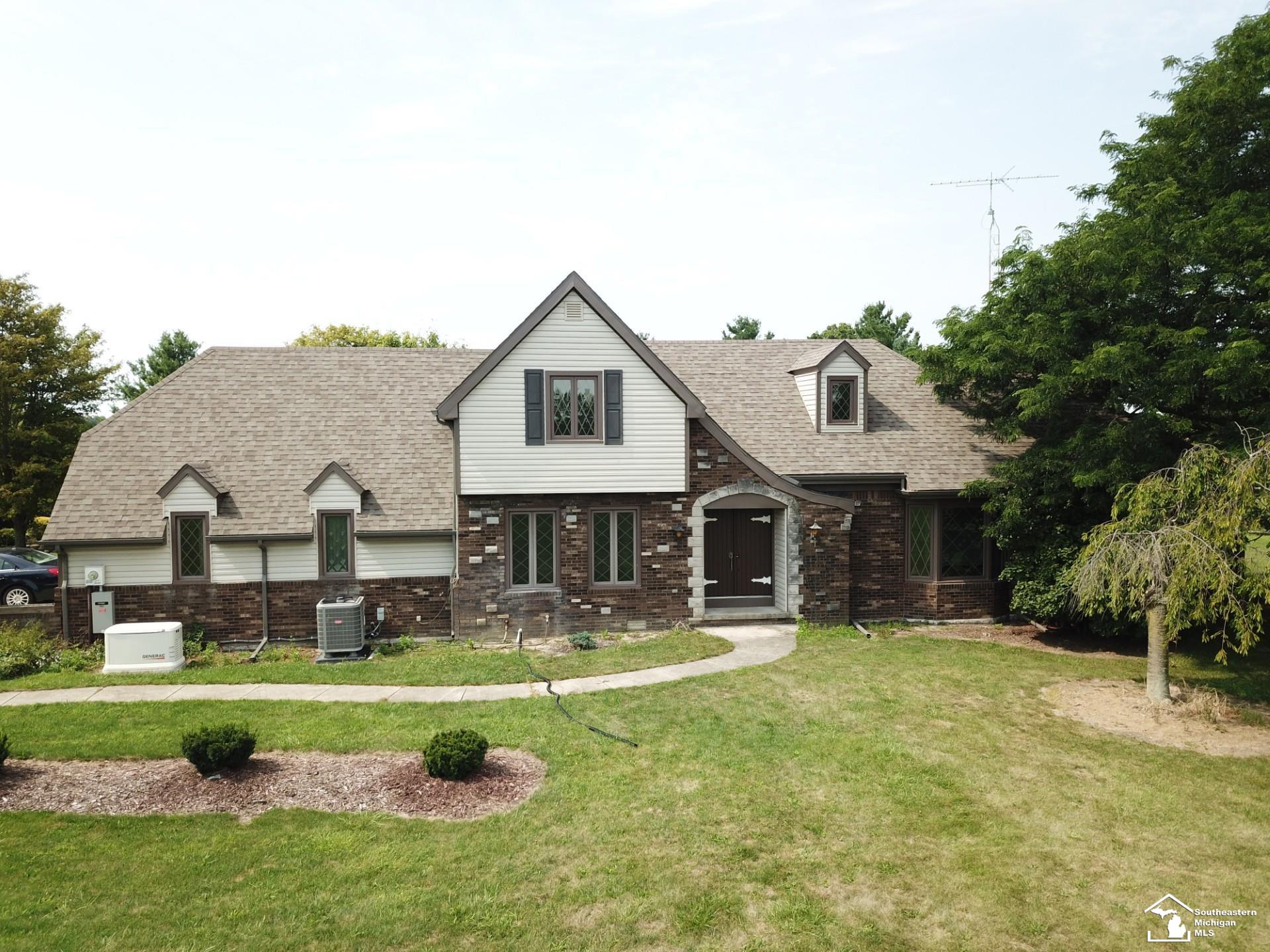 9283 Head O Lake Road Property Photo 1