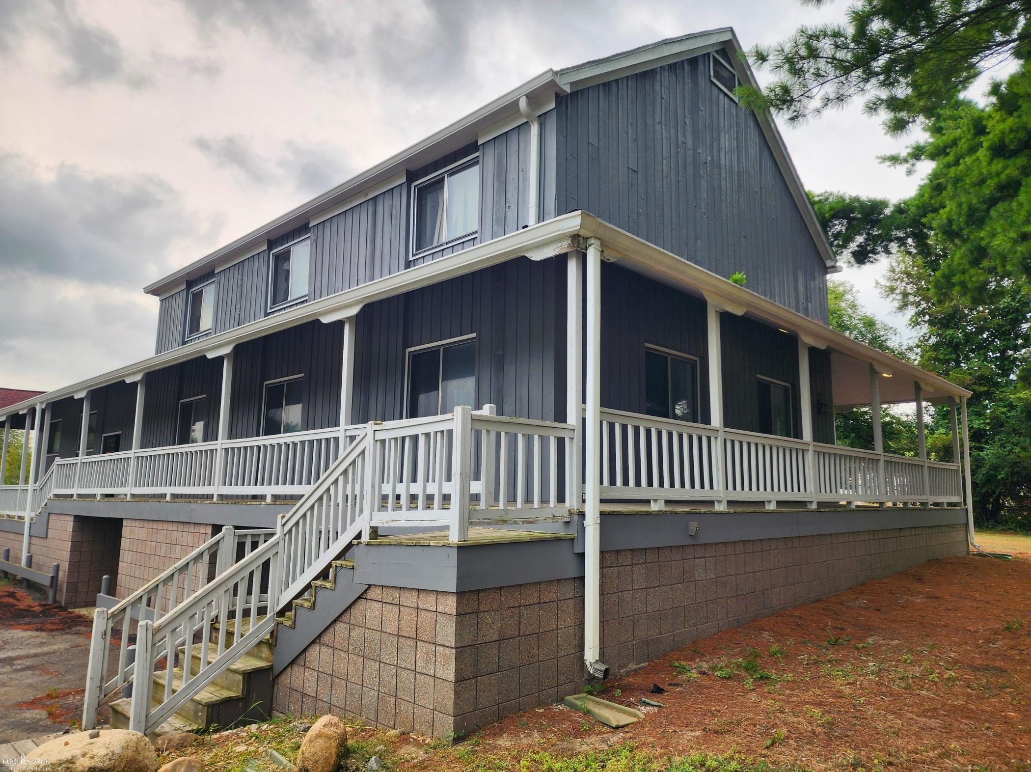2881 W Bennington Road Property Photo 1