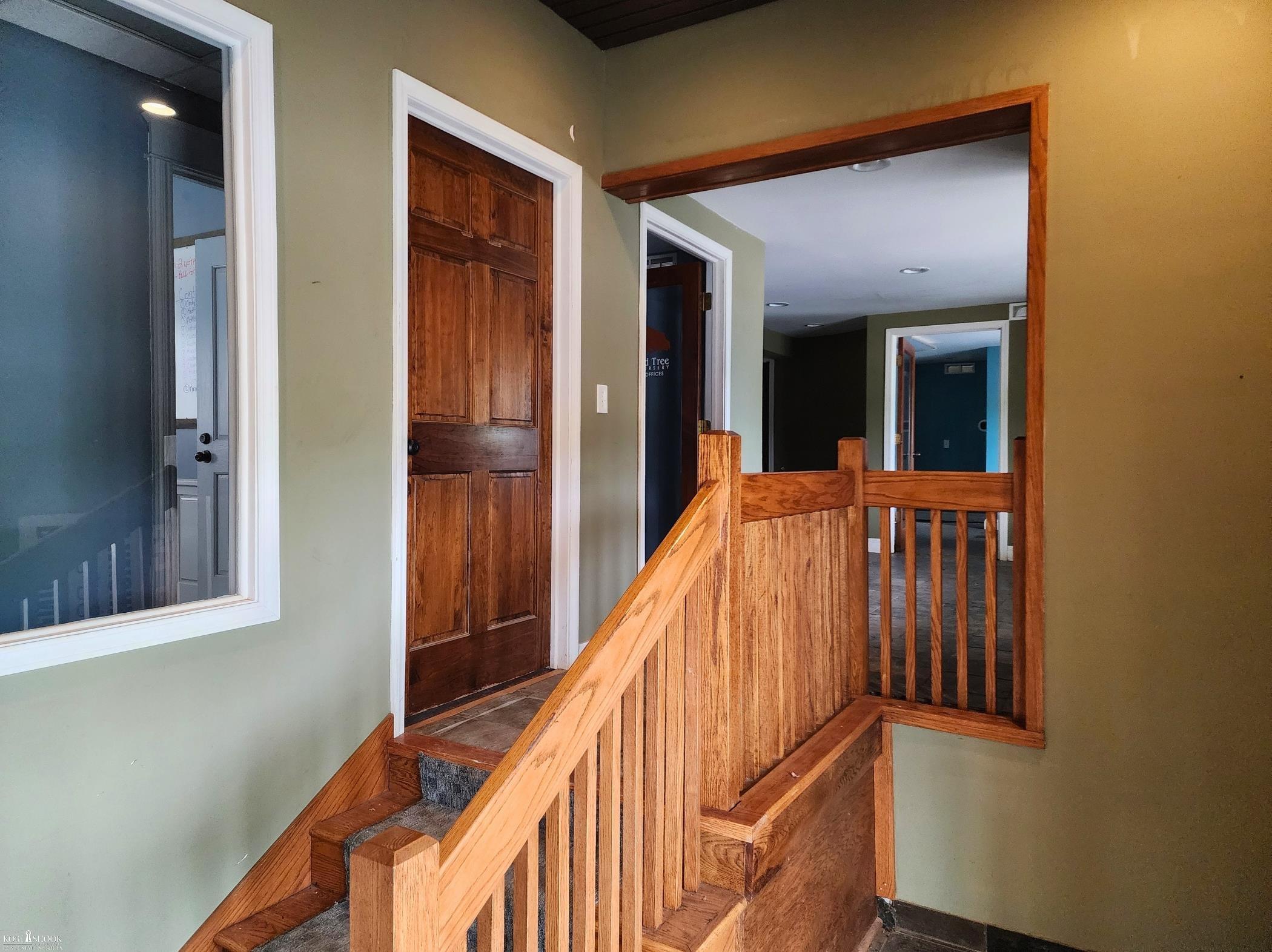 2881 W Bennington Road Property Photo 11