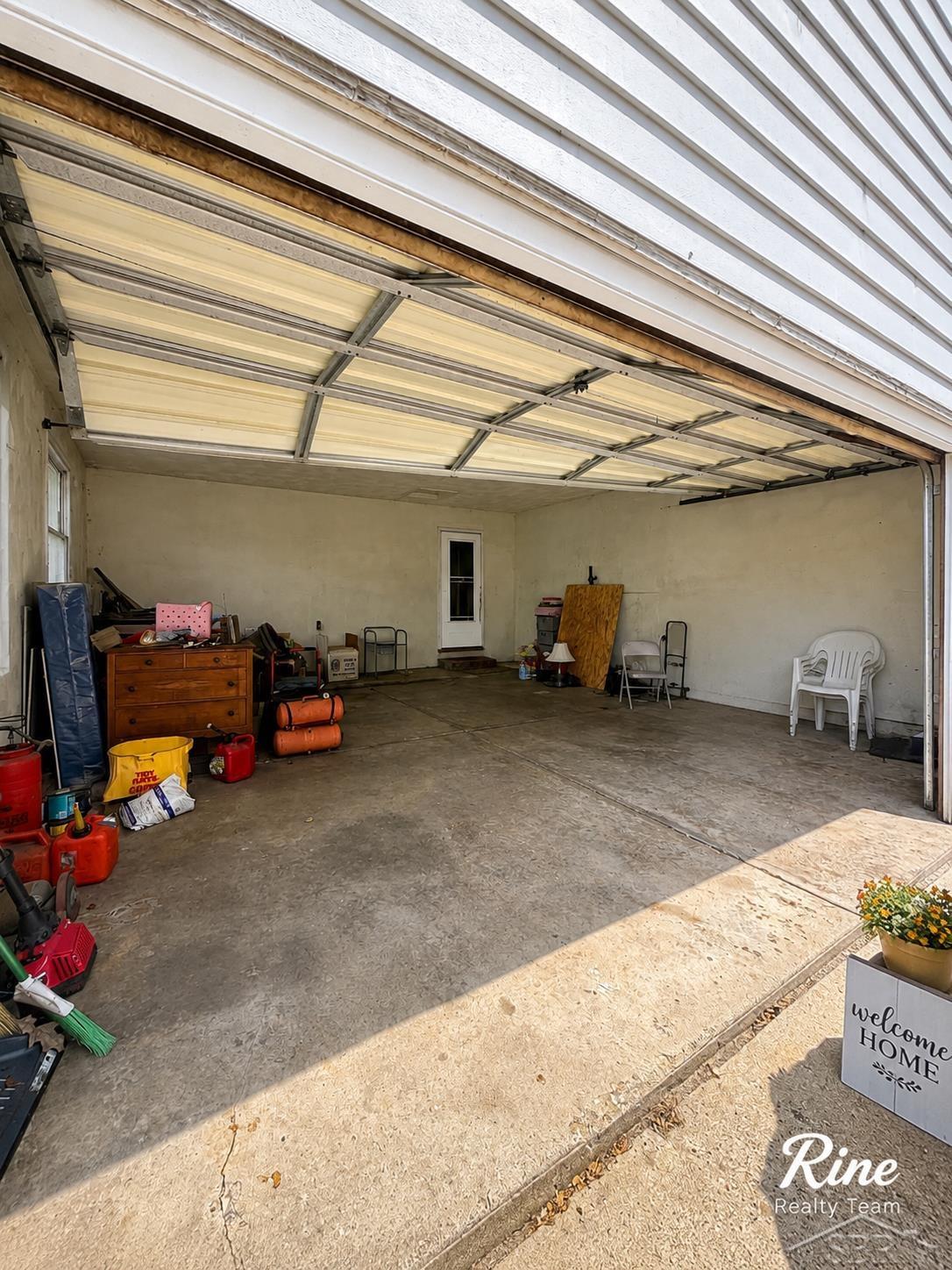 4924 Thurlby Street Property Photo 8