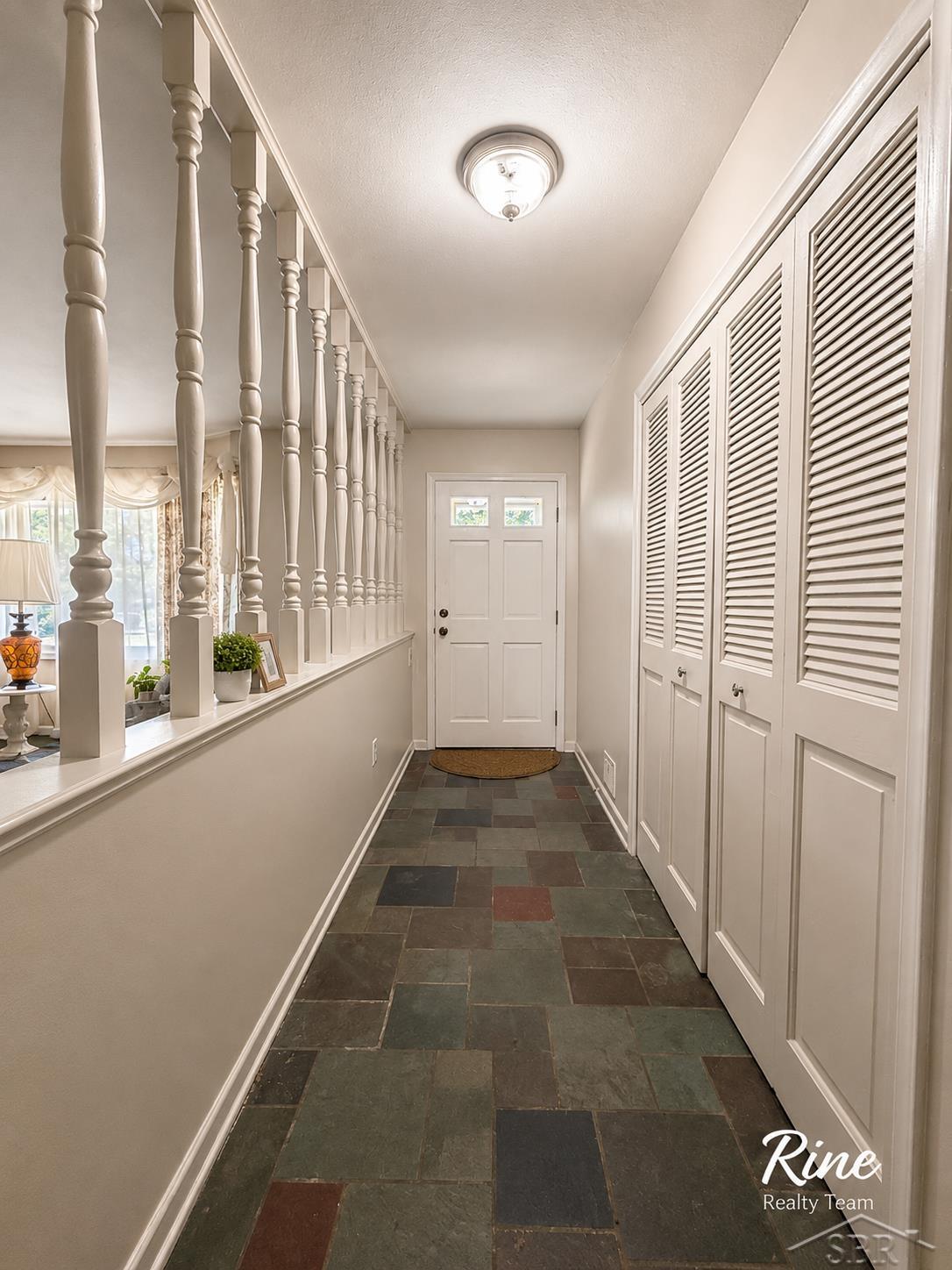 4924 Thurlby Street Property Photo 16