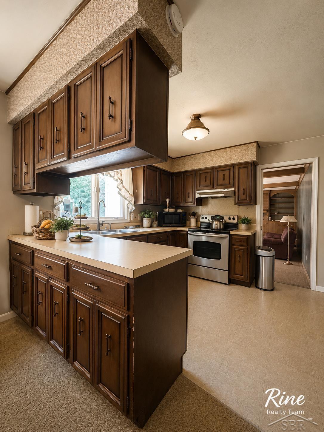 4924 Thurlby Street Property Photo 21