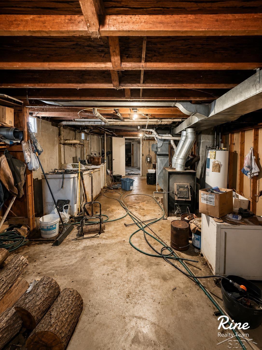 4924 Thurlby Street Property Photo 37