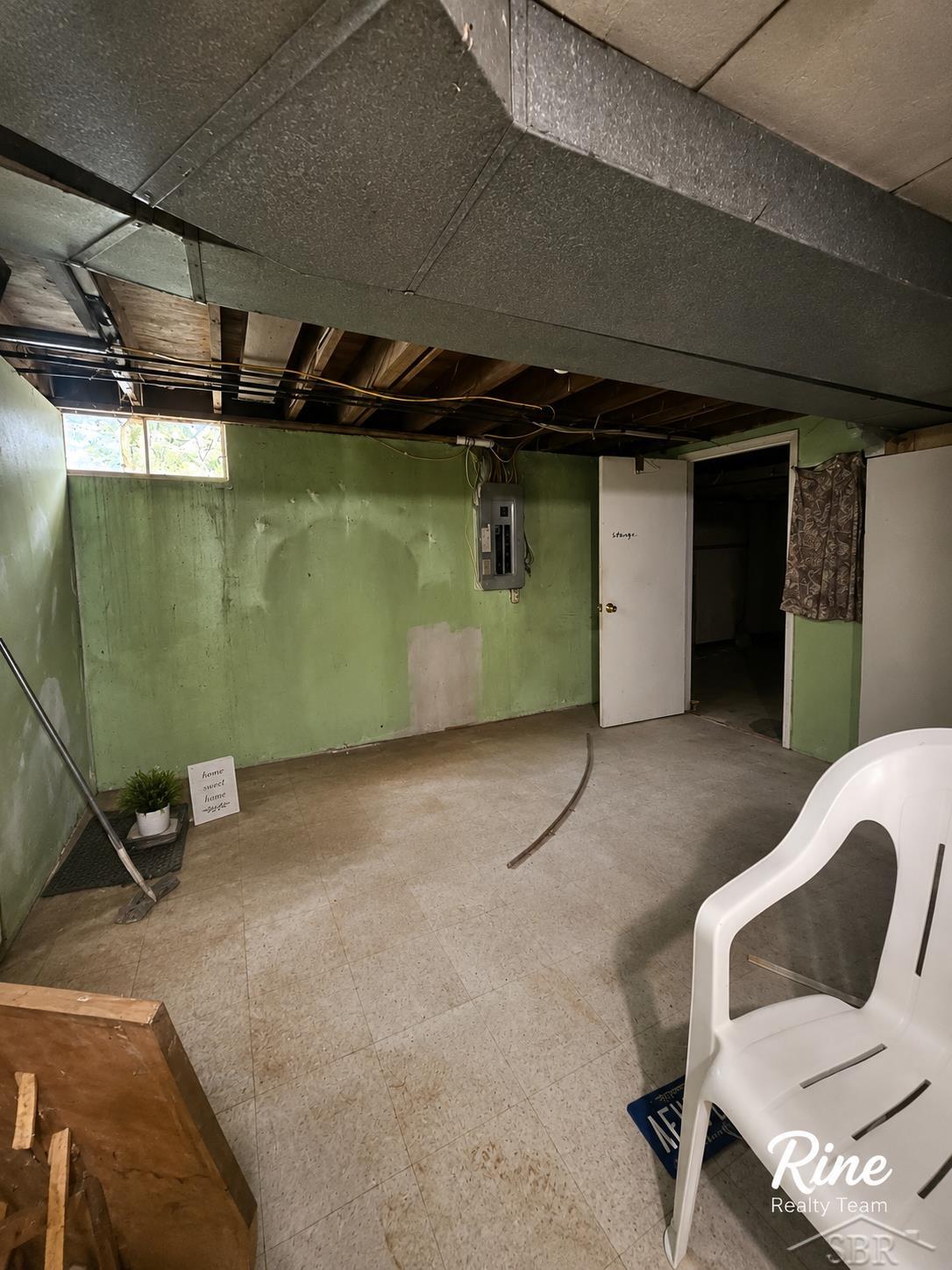 4924 Thurlby Street Property Photo 38