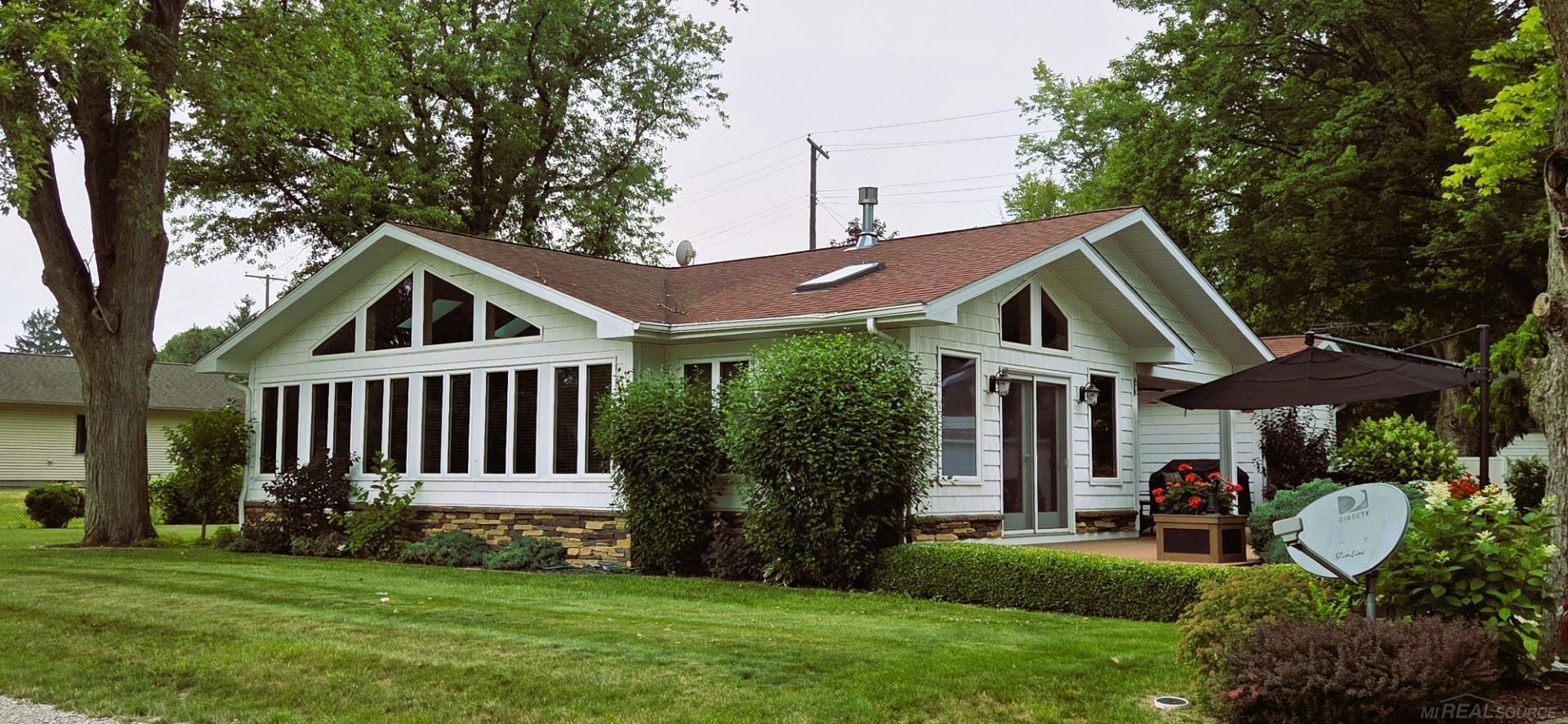 7391 Elm Street Property Photo 1