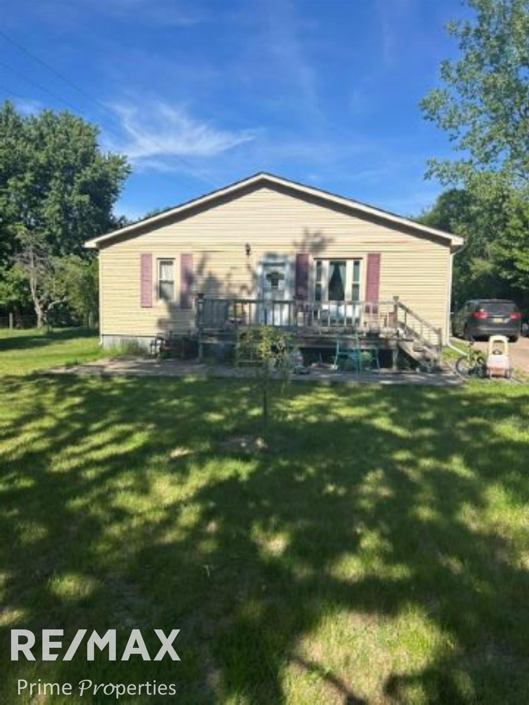 10083 S Lewis Road Property Photo 1