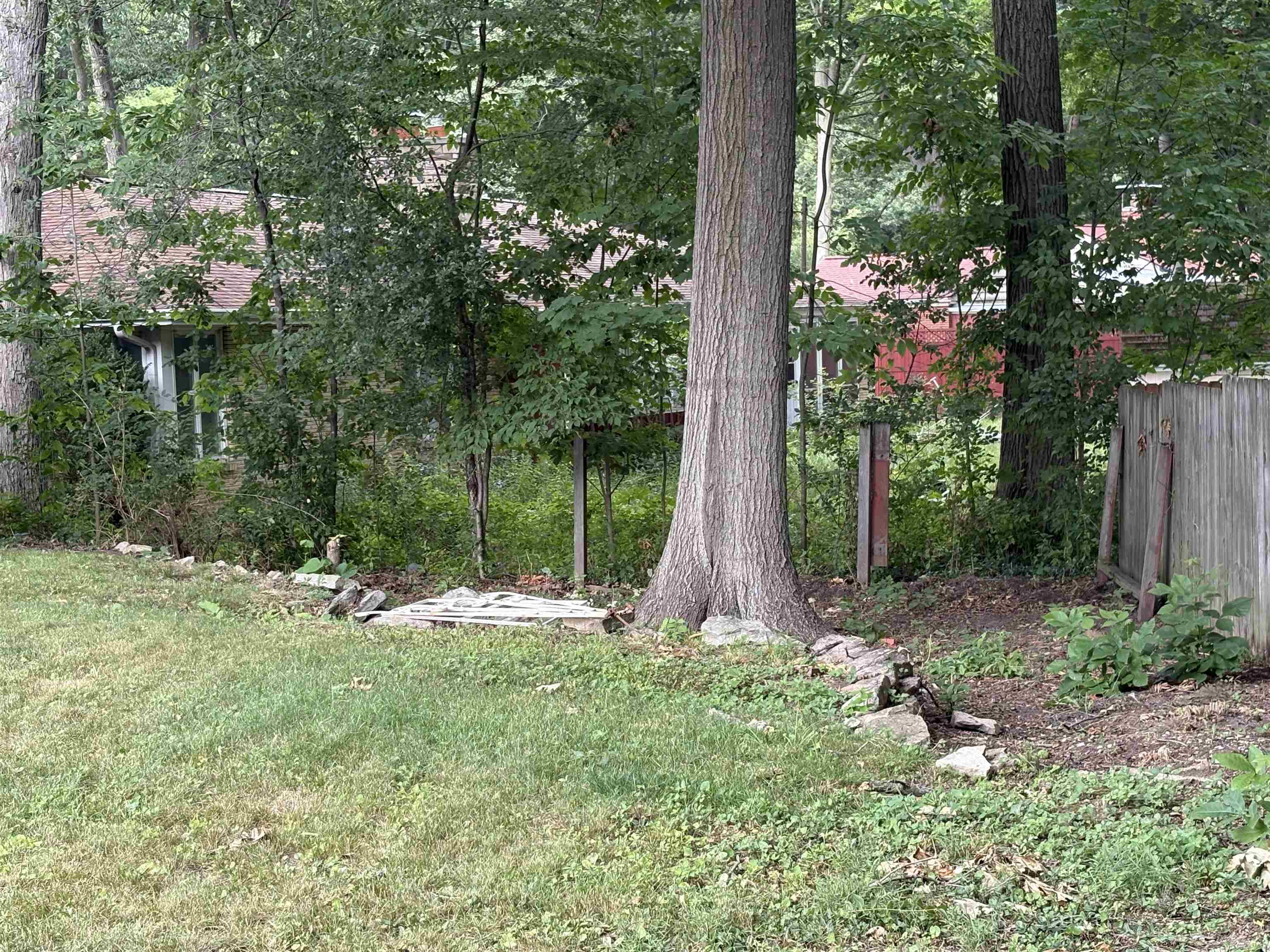 1402 Woodslea Street Property Photo 8