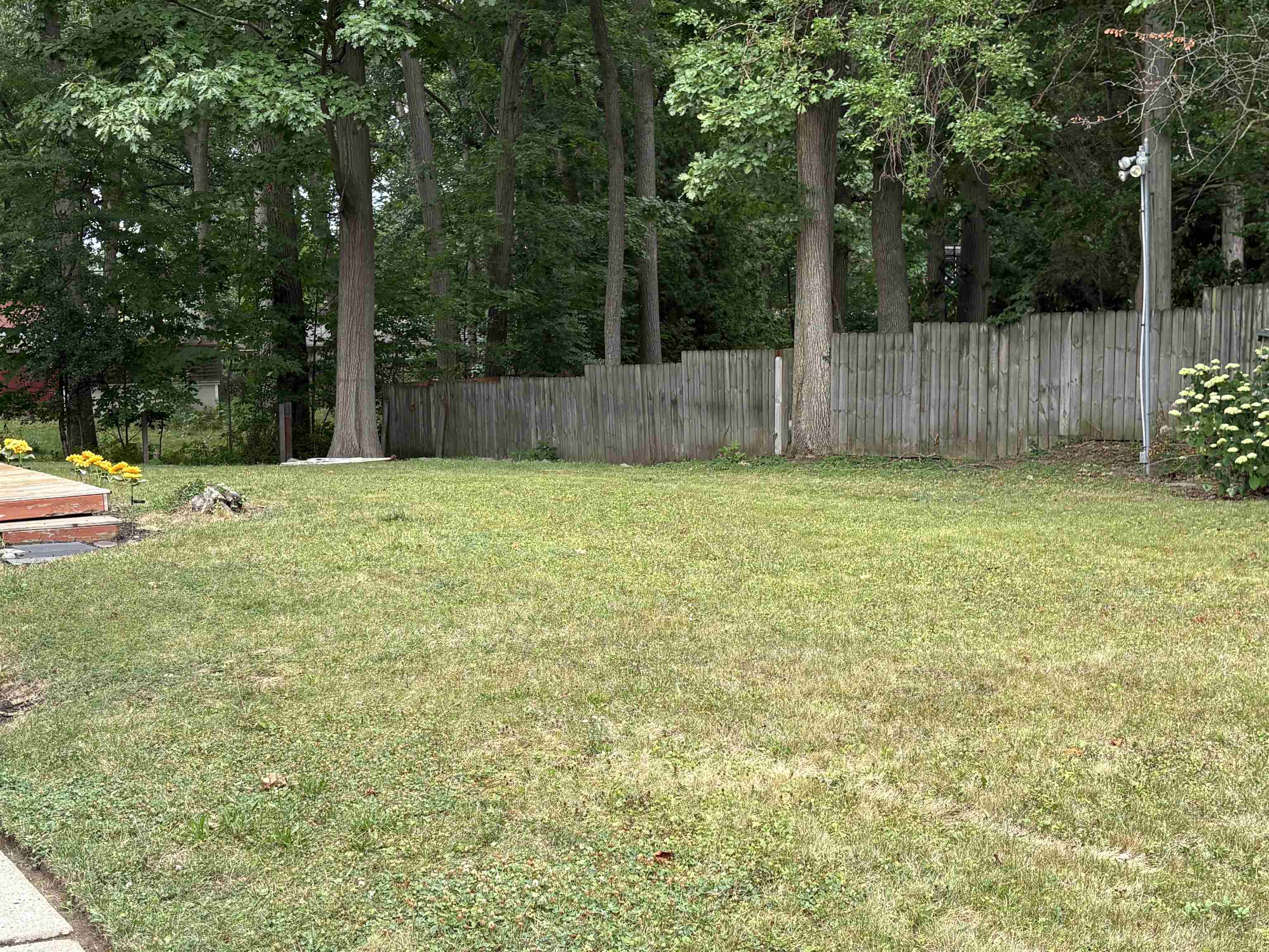 1402 Woodslea Street Property Photo 10