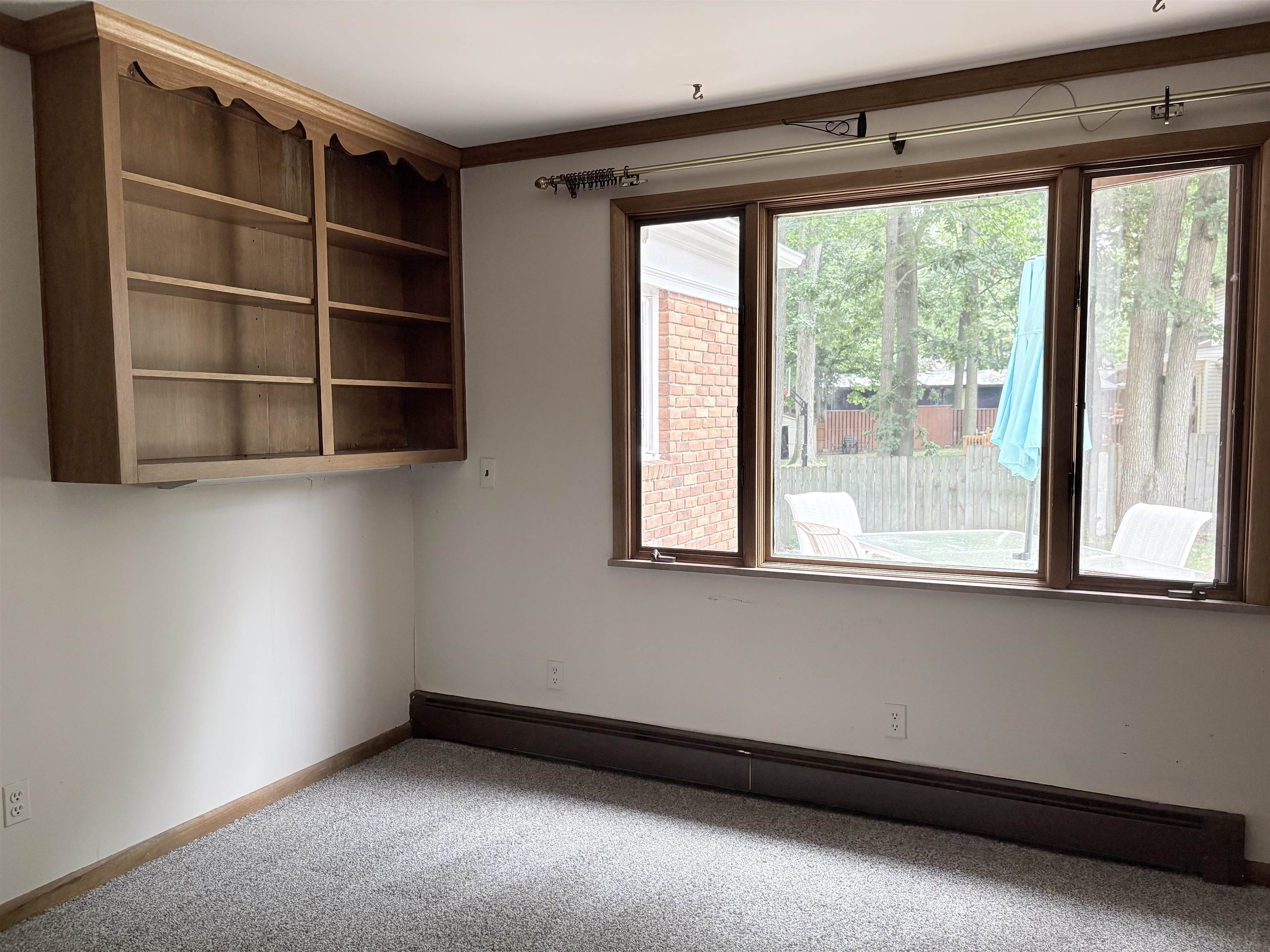 1402 Woodslea Street Property Photo 38