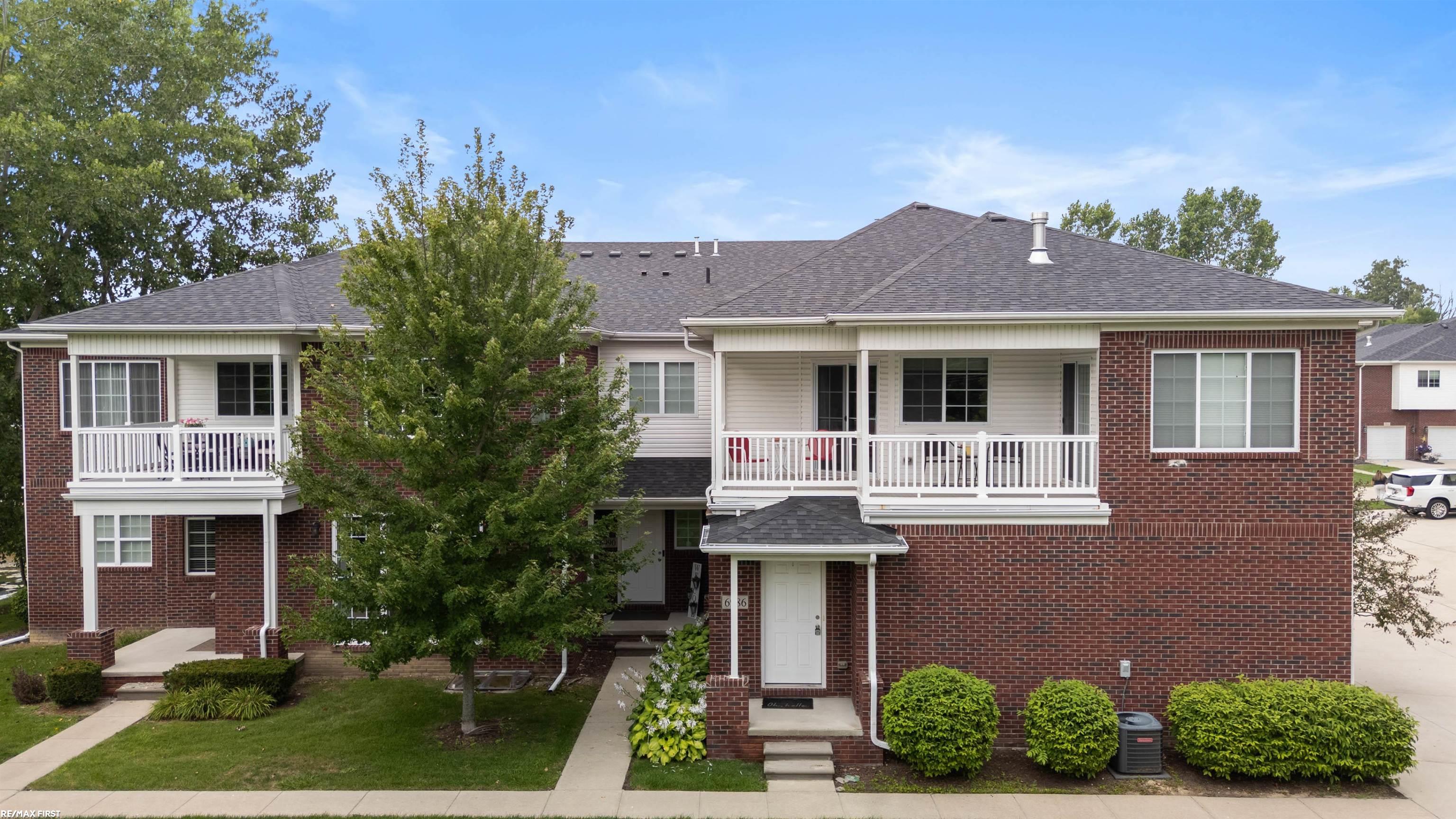 6986 Boulder Pointe Court