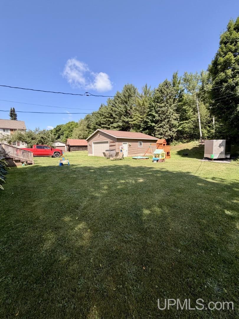 636 County Road Property Photo 30
