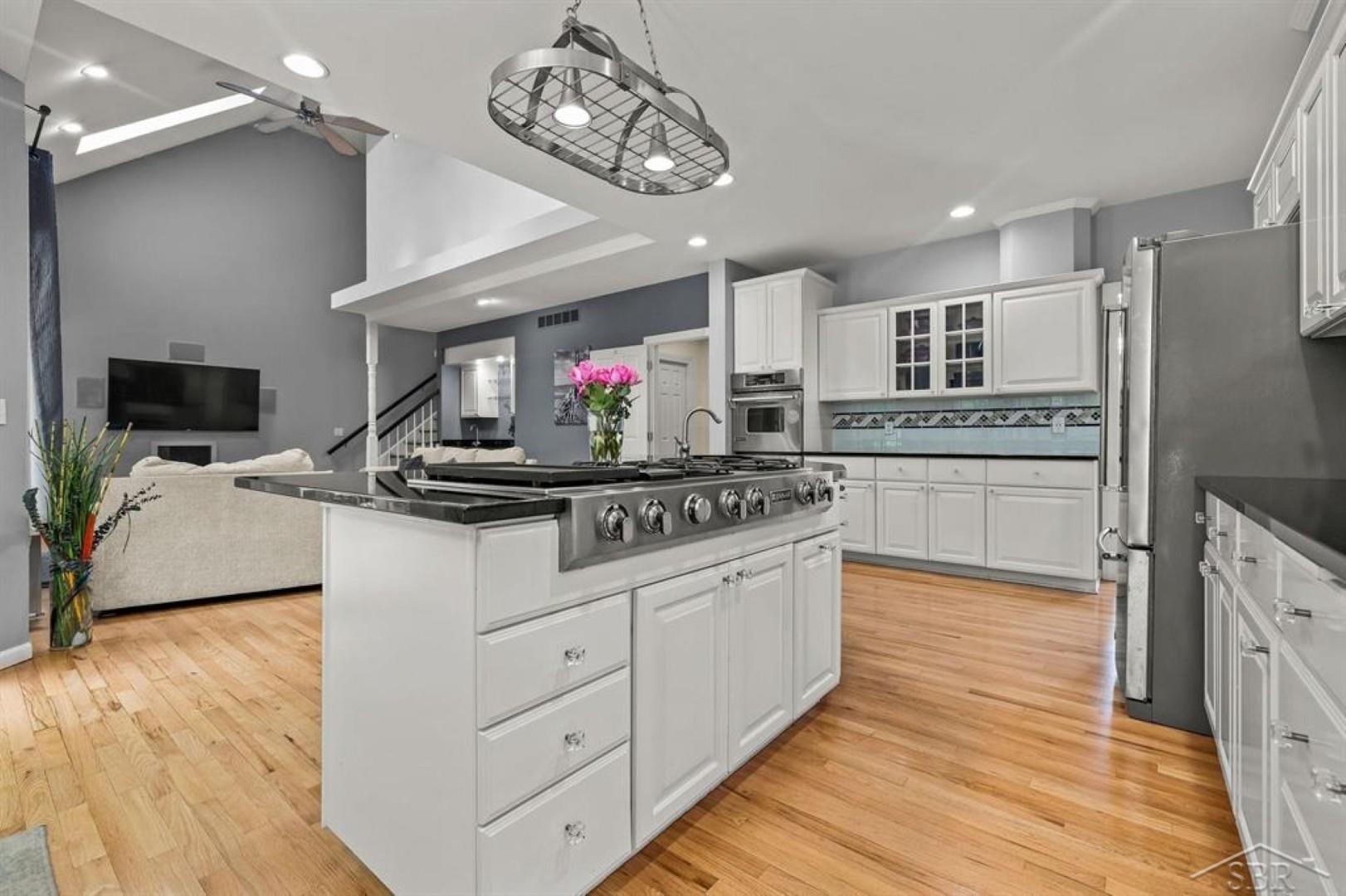 5004 Warblers Way Property Photo 12