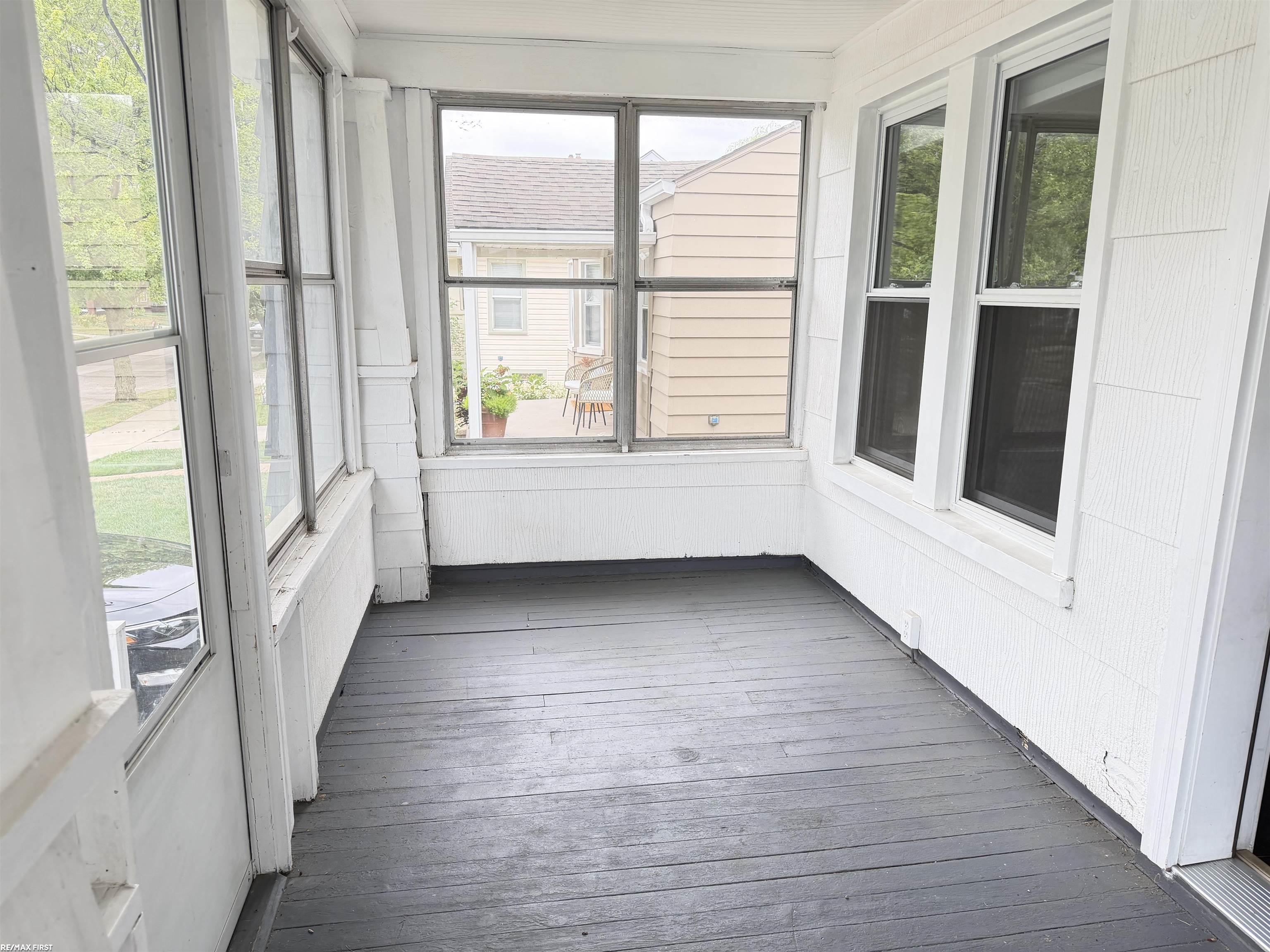 608 S Edgeworth Avenue Property Photo 6