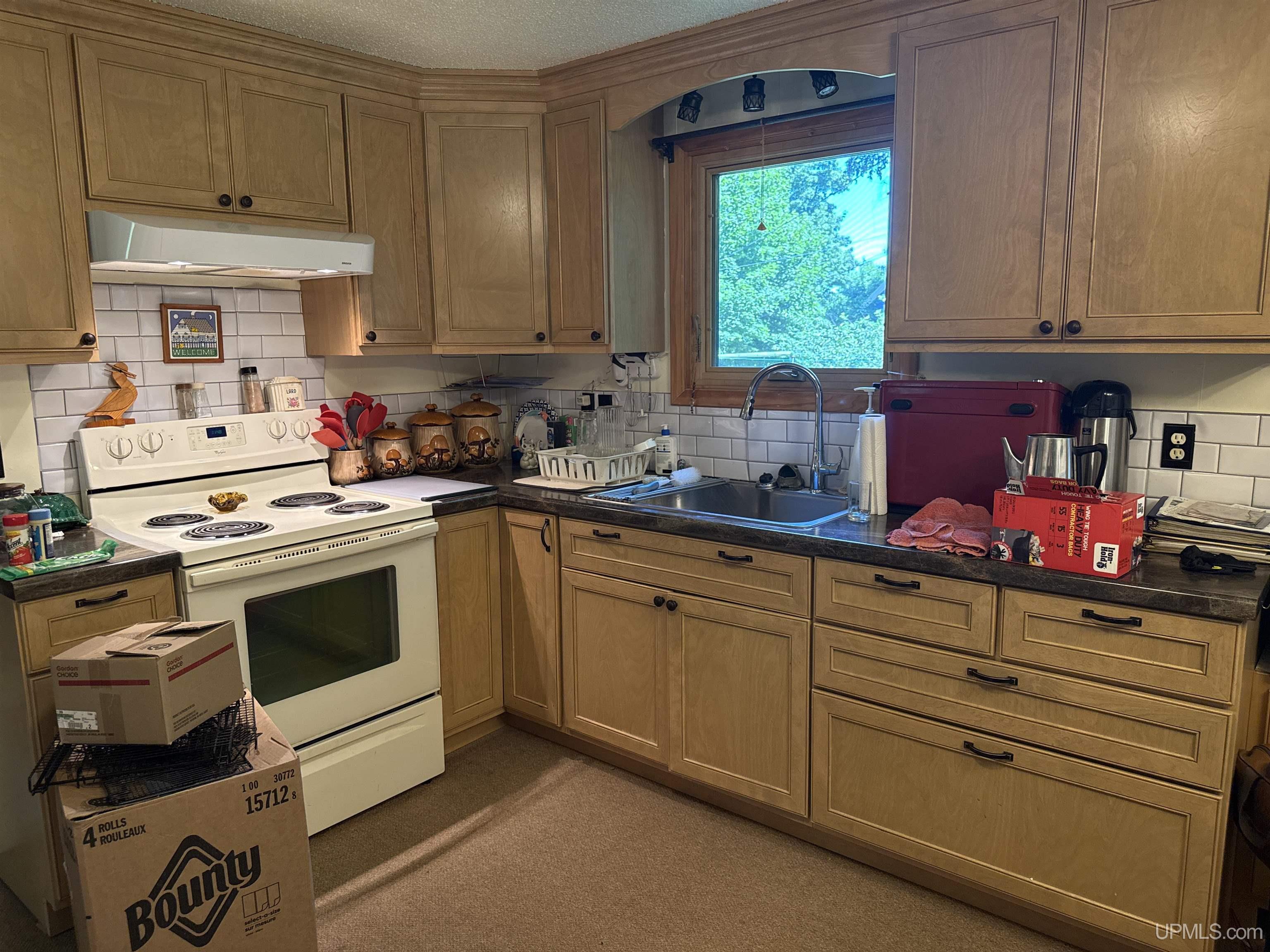 311 Chestnut Street Property Photo 6