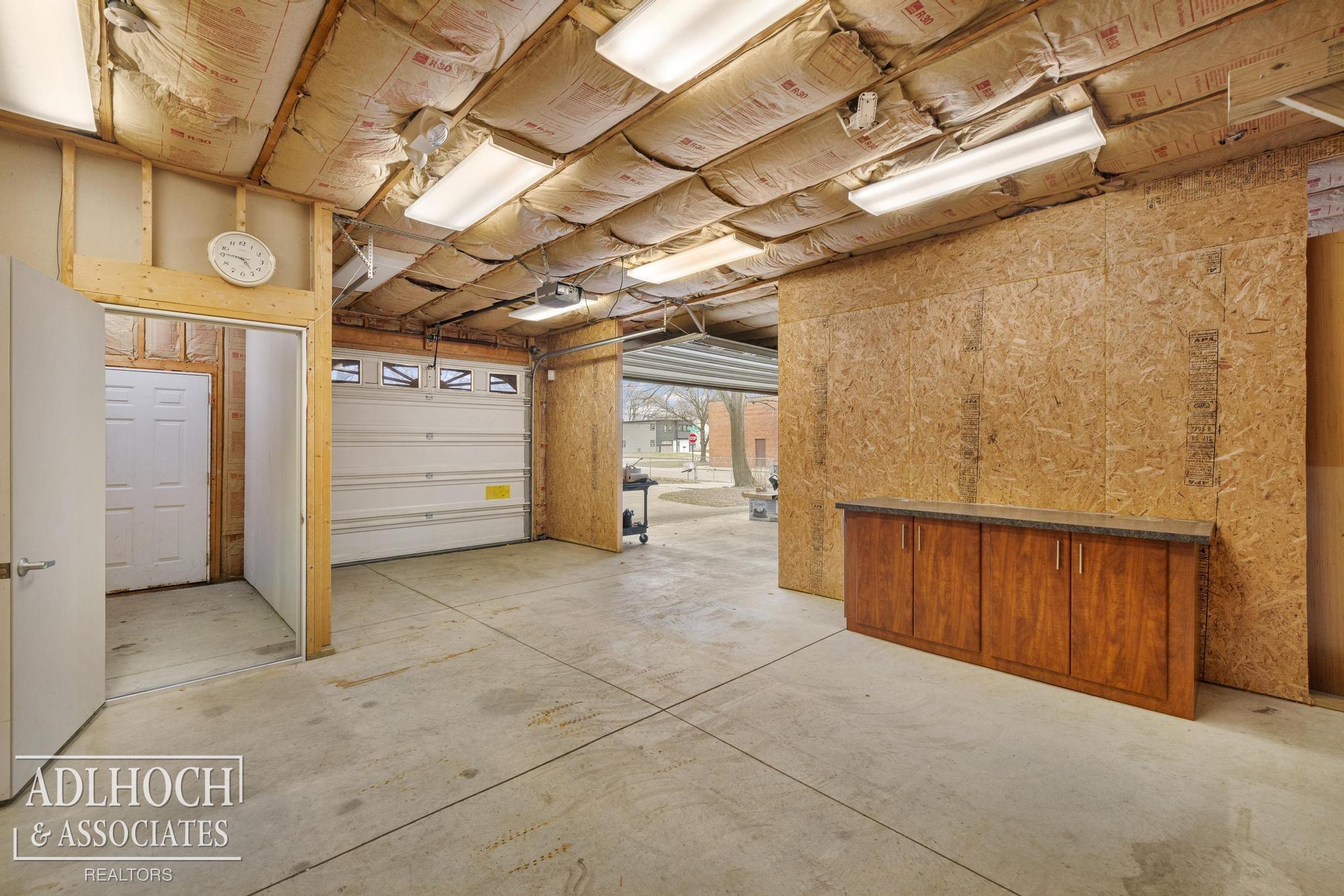 17526 E 10 Mile Road Property Photo 20