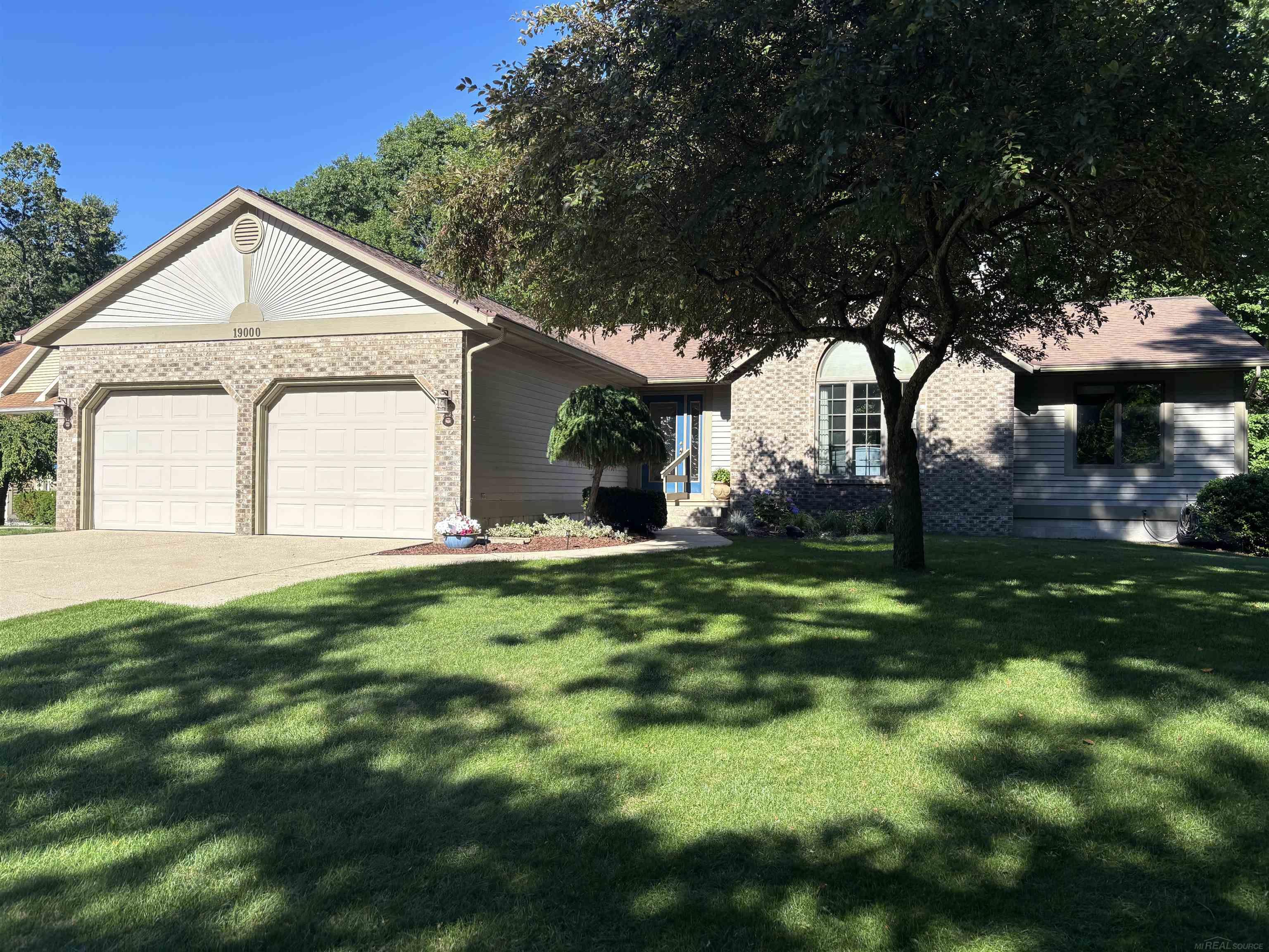 19000 Walden Drive