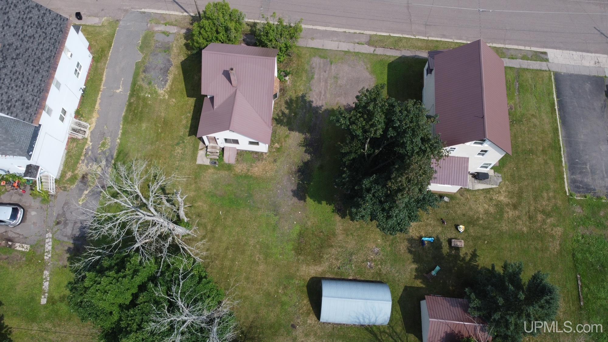 23 1st Street Property Photo 5
