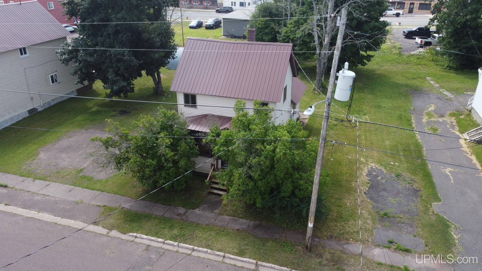 23 1st Street Property Photo 7