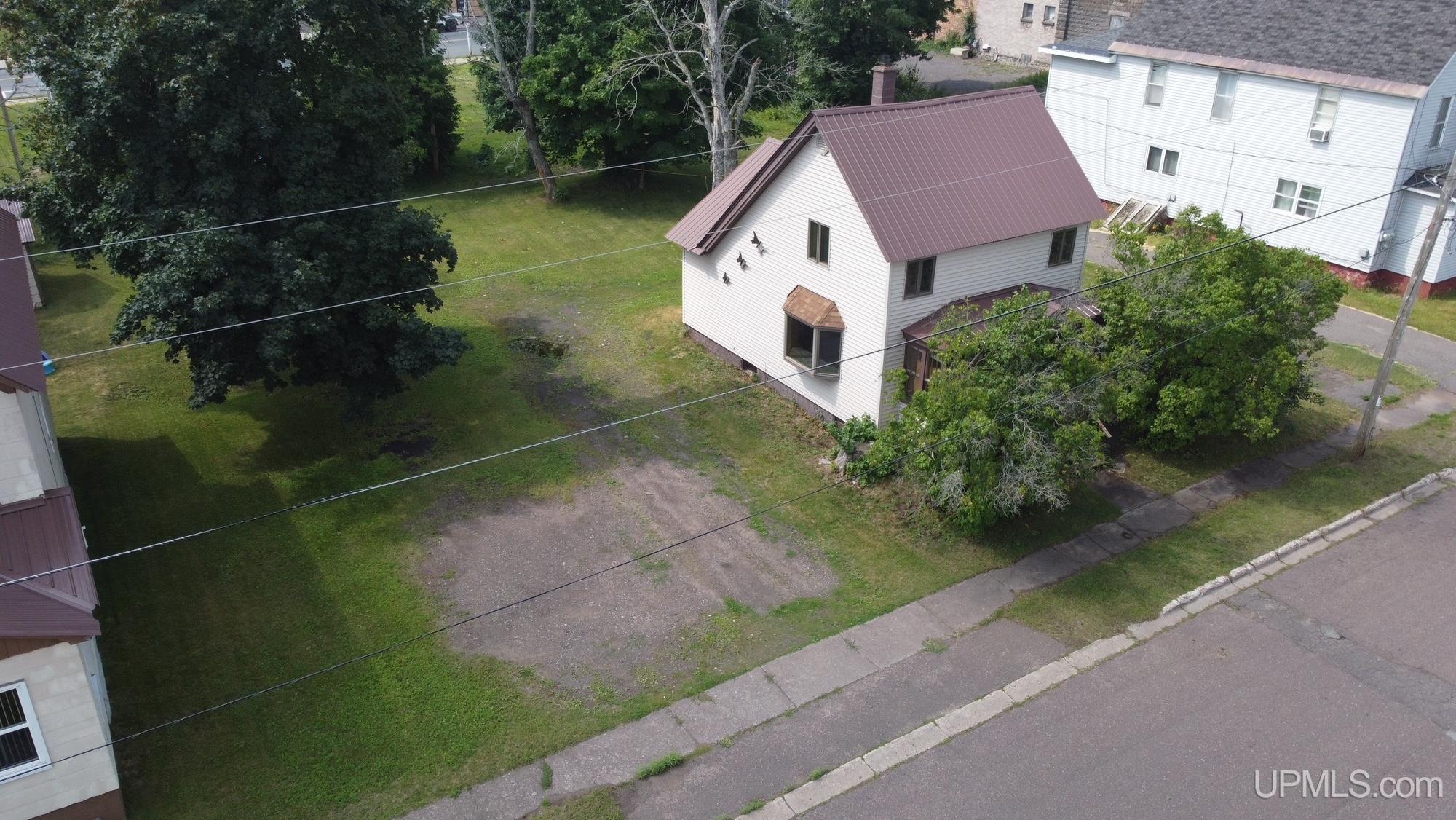 23 1st Street Property Photo 9