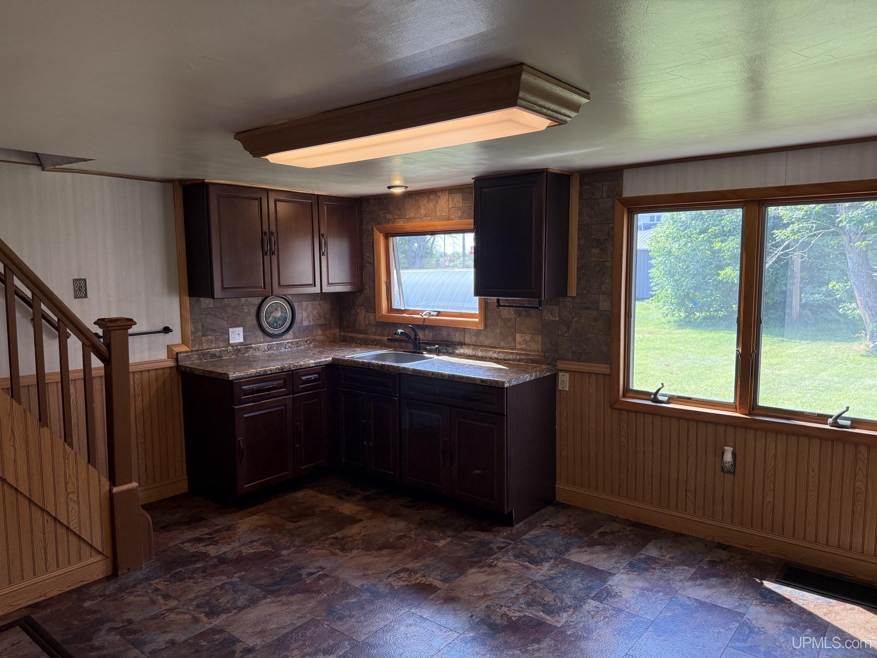 23 1st Street Property Photo 14